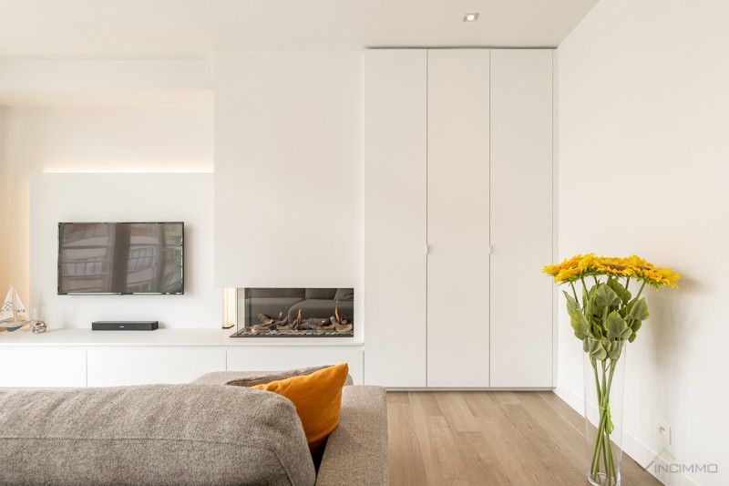 Stijlvol gerenoveerd appartement op een boogscheut van de zee en het winkelcentrum foto 6