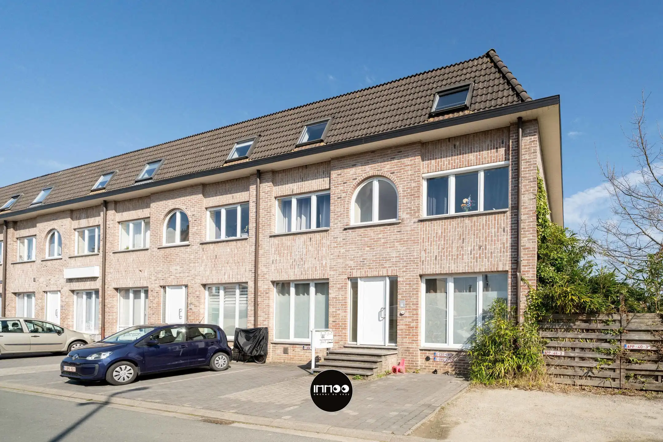 Appartement te koop foto {{pictureIndex}}