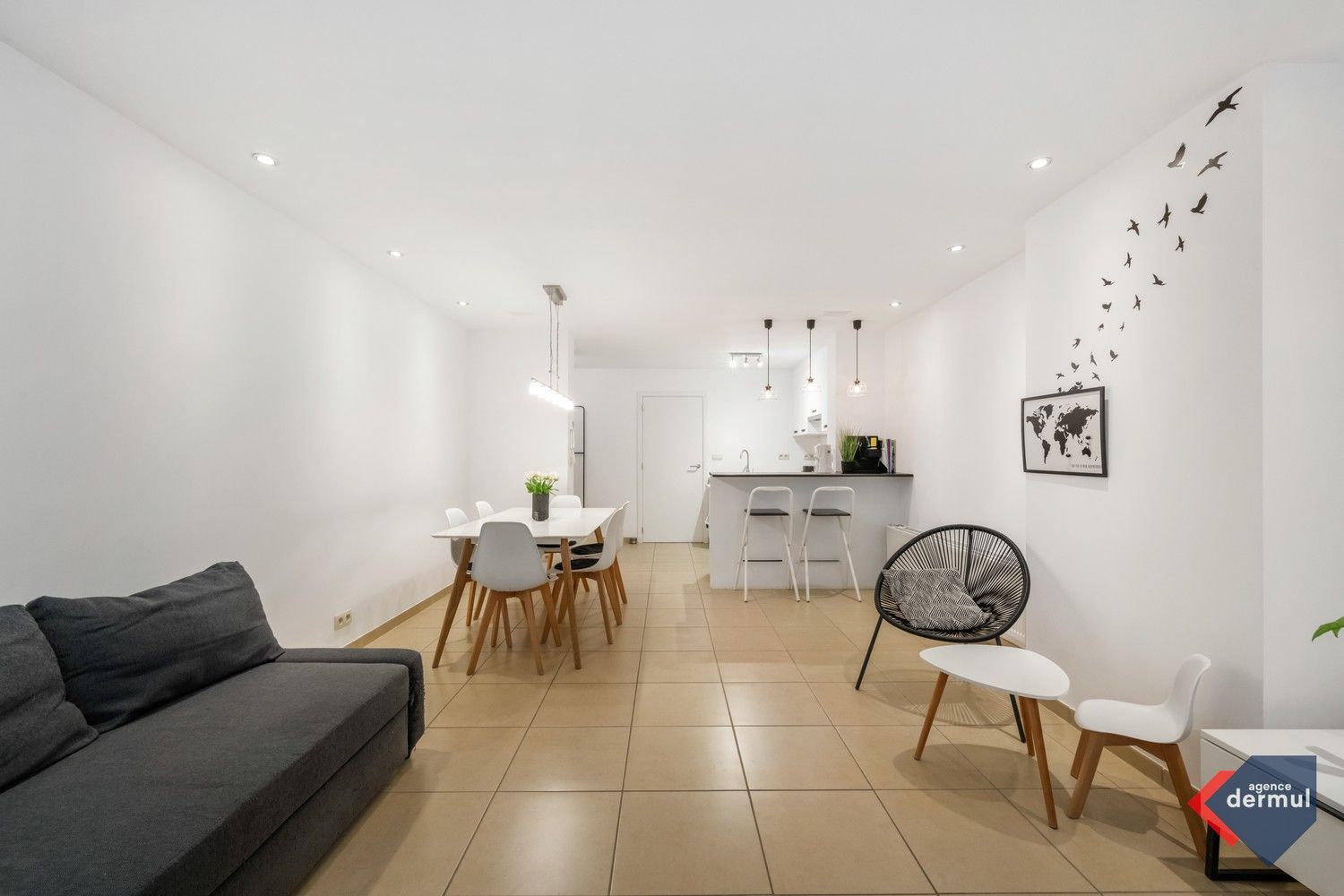 CENTRAAL GELEGEN APPARTEMENT foto {{pictureIndex}}
