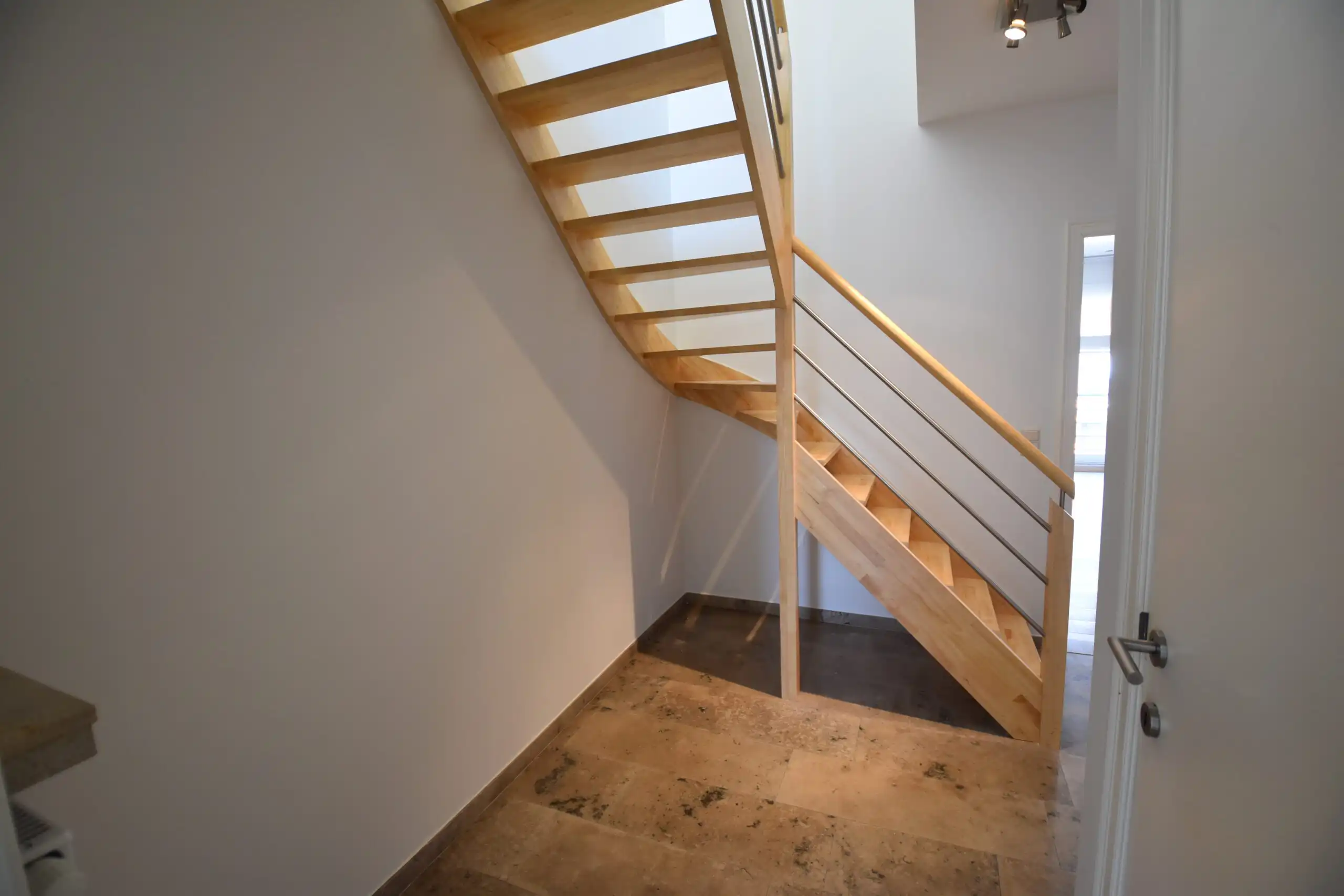 Duplexappartement – Centrum Beveren – Ruimtelijk, luxe en instapklaar foto 14