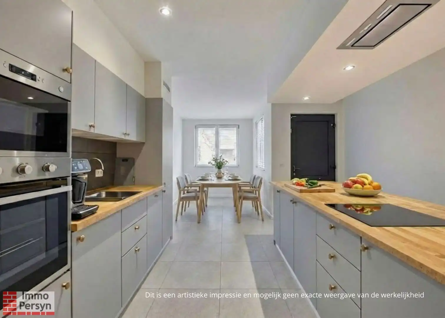 Moderne gezinswoning met 3 slaapkamers en gezellige tuin foto {{pictureIndex}}