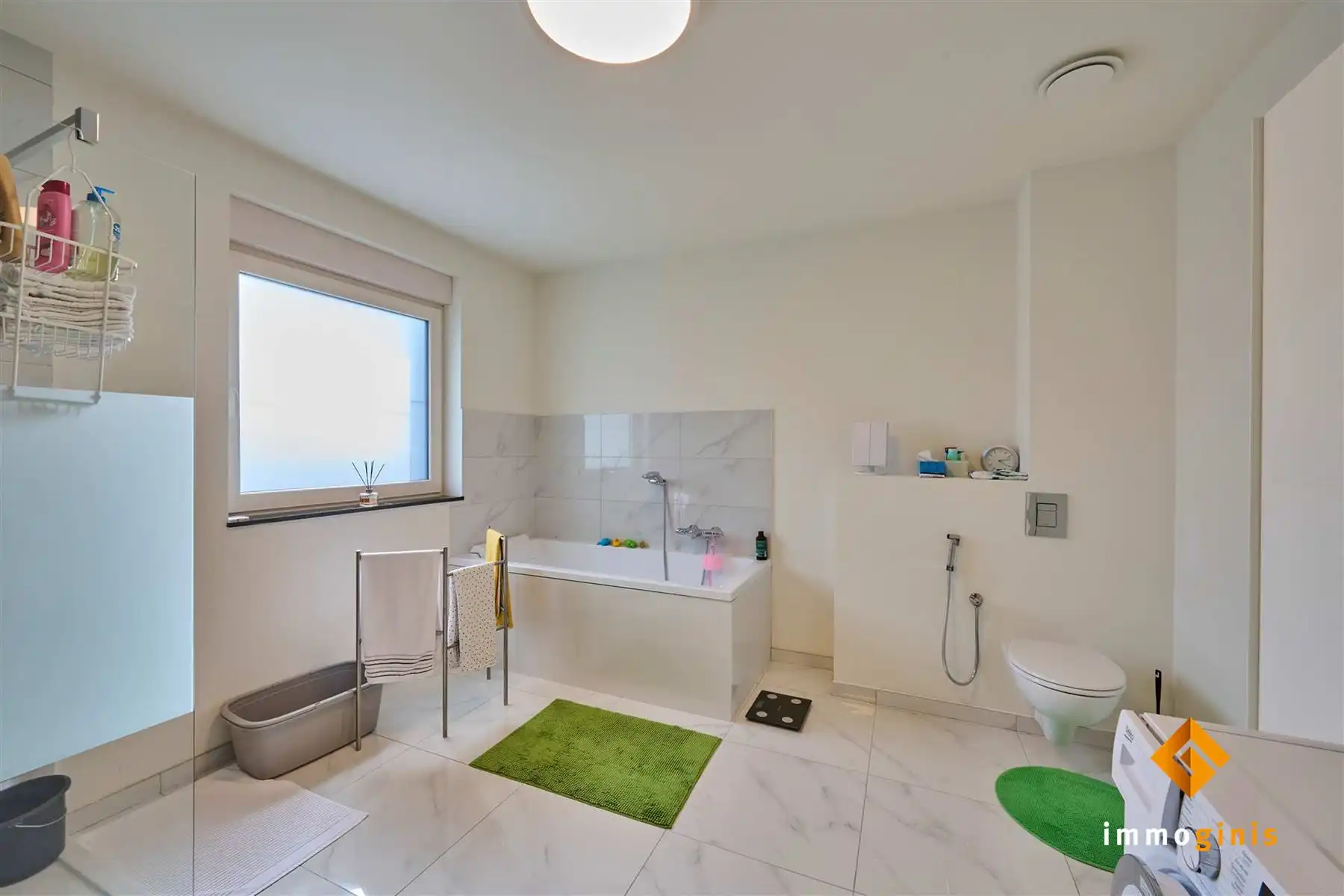 Zéér ruime (289 m²), energiezuinige woning met 5 (mogelijk 7) slpks! foto 11