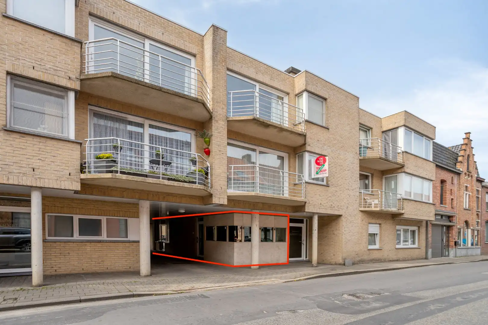 Lichtrijk, gelijkvloers appartement of handelsruimte met woonst! foto 23