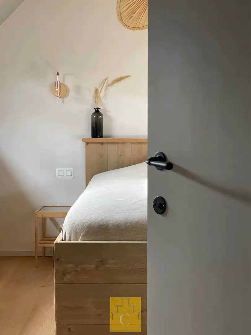 Sfeervolle gezinswoning met garage en tuin in het charmante Lissewege foto 25