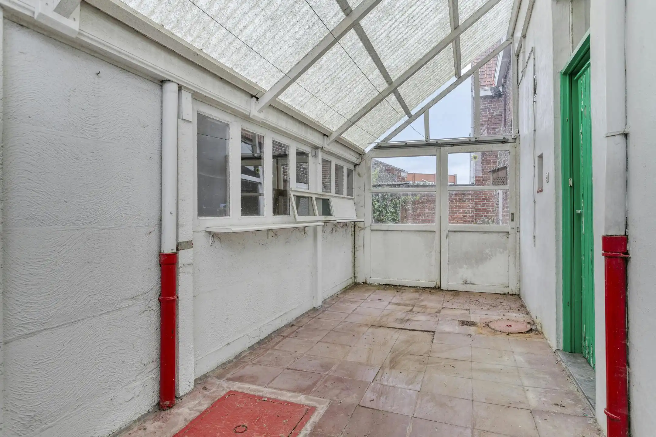 Te renoveren halfopen woning in Gullegem  foto 11