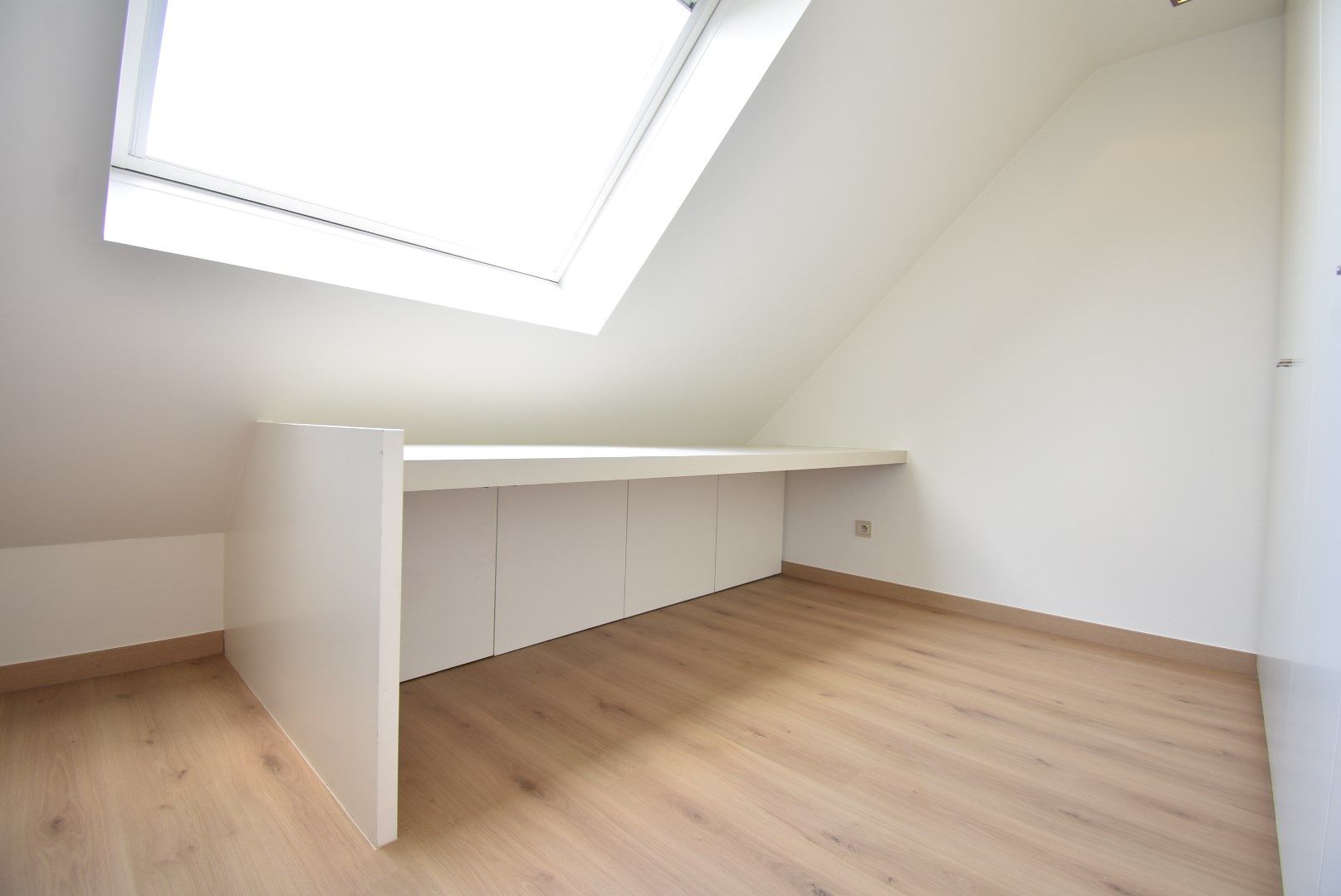 Gezellig duplex-appartementje met 1 slaapkamer nabij centrum van Bilzen foto 19