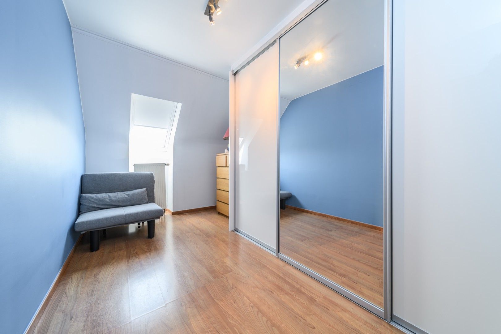 Gezellig en ruim duplex-appartement in centrum Aalst foto 10