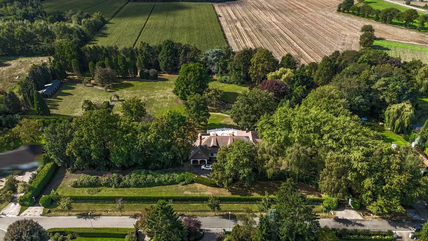 Prachtige villa op een uitzonderlijk domein van 20600m² foto 85