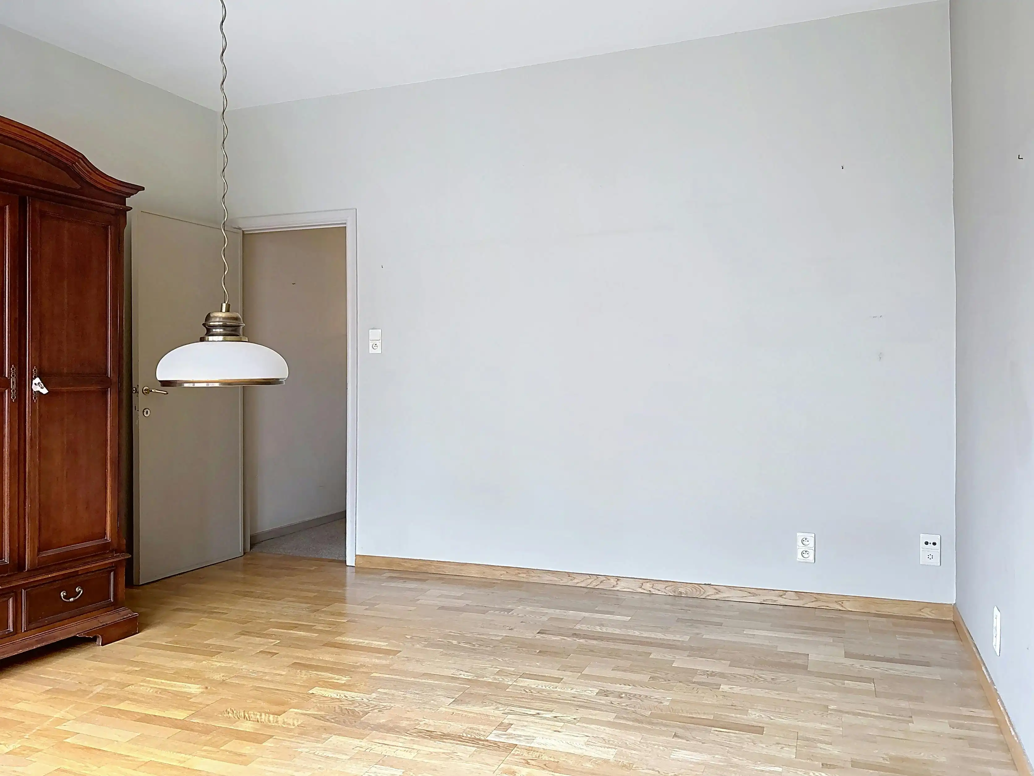 Huis (230m²) met 5 slaapkamers en groot terras te Deurne foto 7