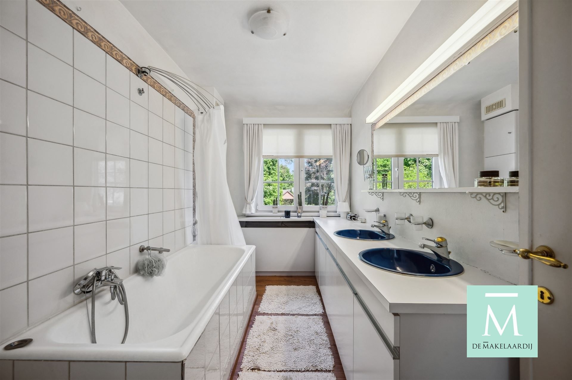 Prachtige villa met 4 slaapkamers op toplocatie nabij het Imeldaziekenhuis foto 22