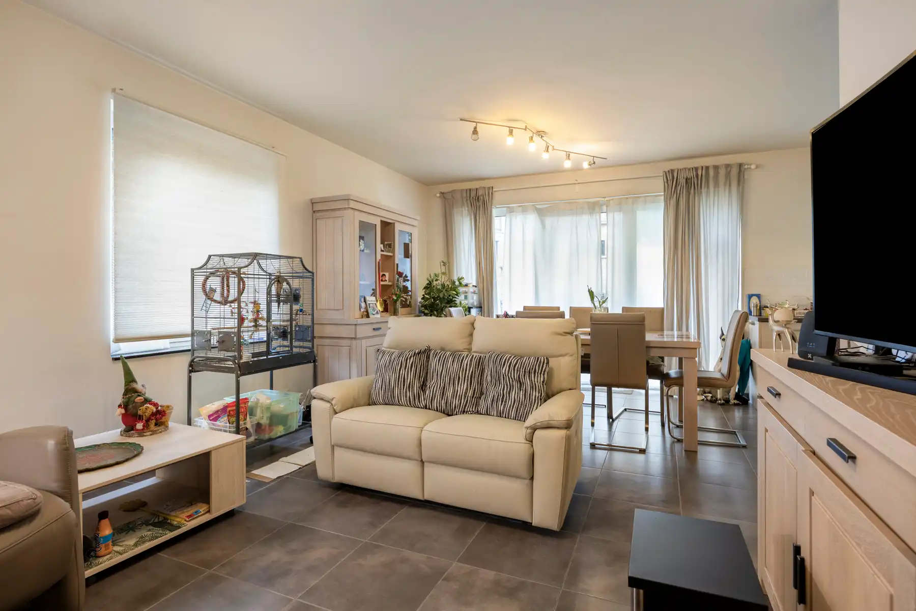 Gunstig gelijkvloers-appartement met tuin, 2 slpks en garage foto 9