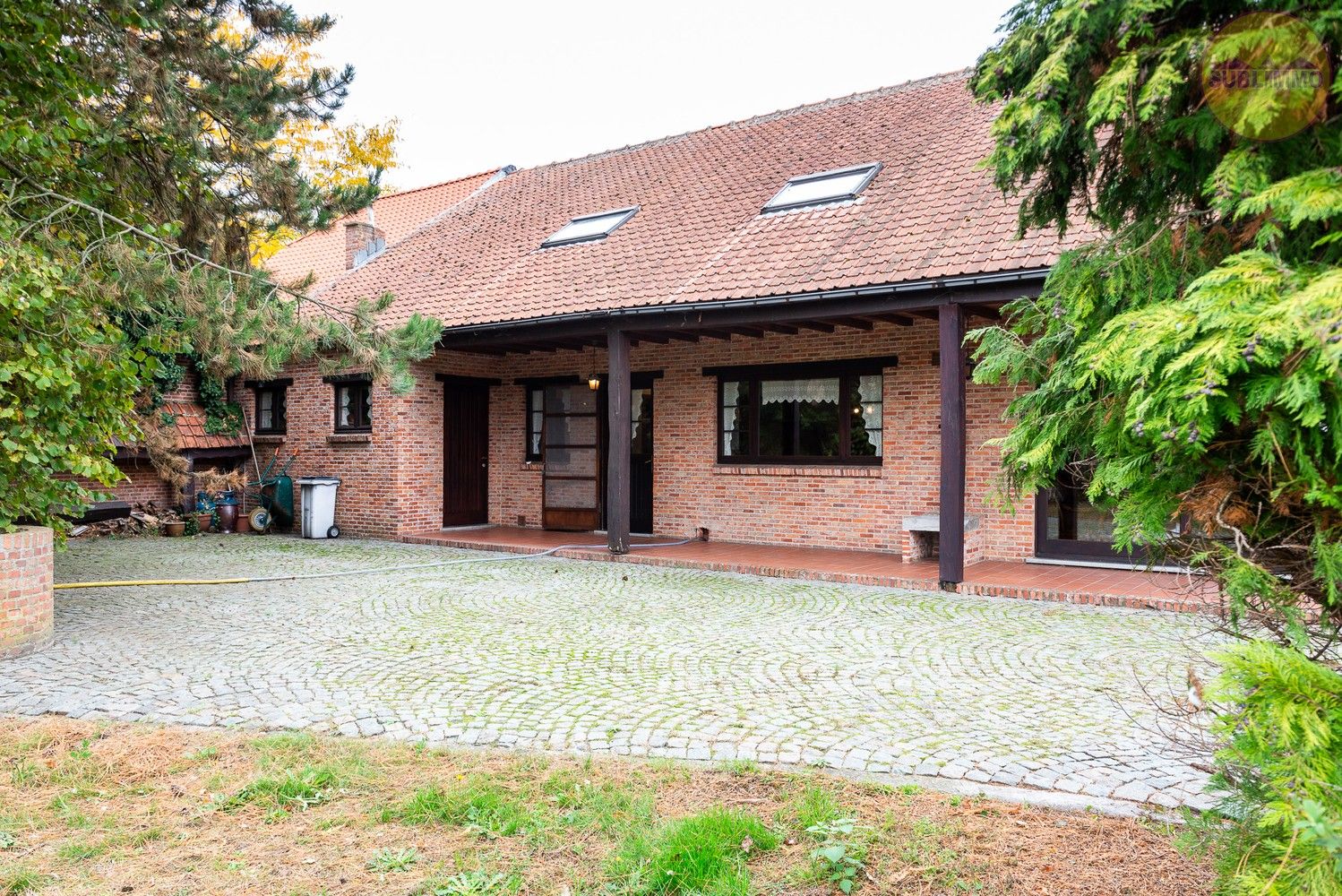 Karaktervolle woning met 6 slaapkamers op een ruim perceel van 21a 73ca foto 30