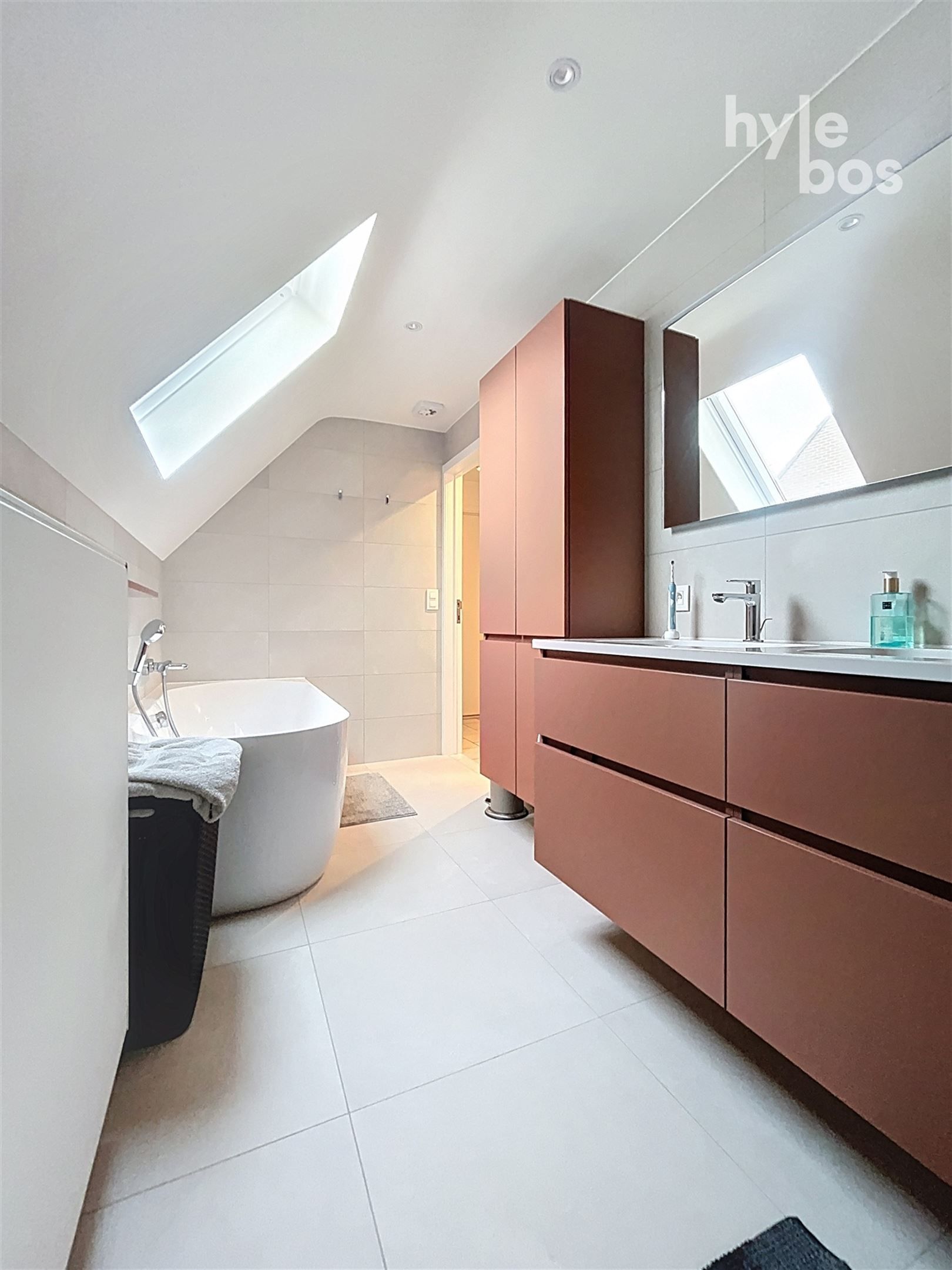 Ruime villa op toplocatie !  foto 19