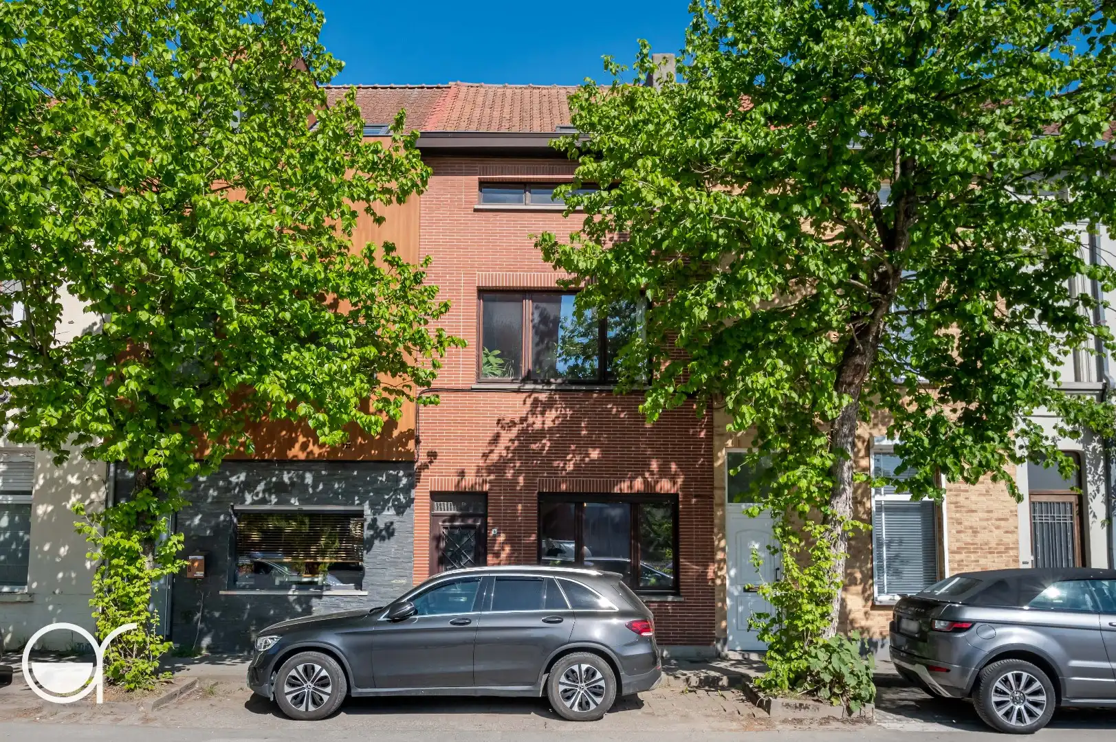 Woning met veel potentieel op rustige ligging nabij centrum Gent foto {{pictureIndex}}