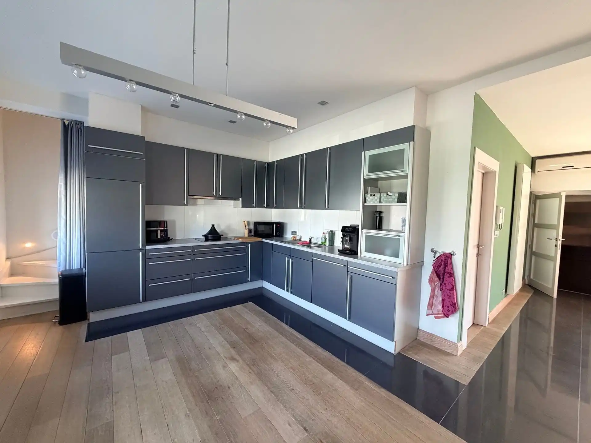 Winkelruimte + duplex appartement foto 14
