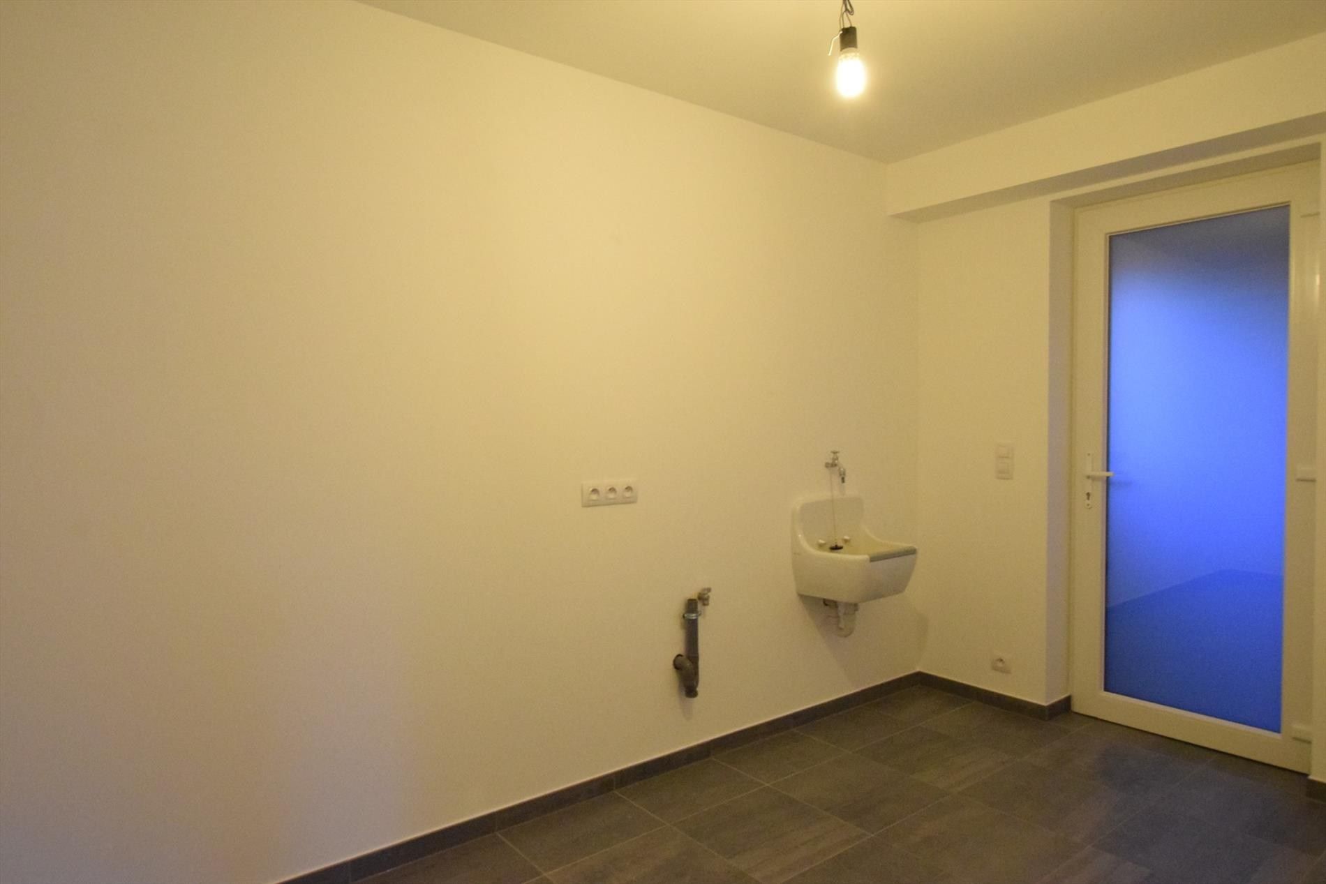 Recente halfopen bebouwing met 3 slaapkamers op uiterst rustige ligging te Gistel foto 11