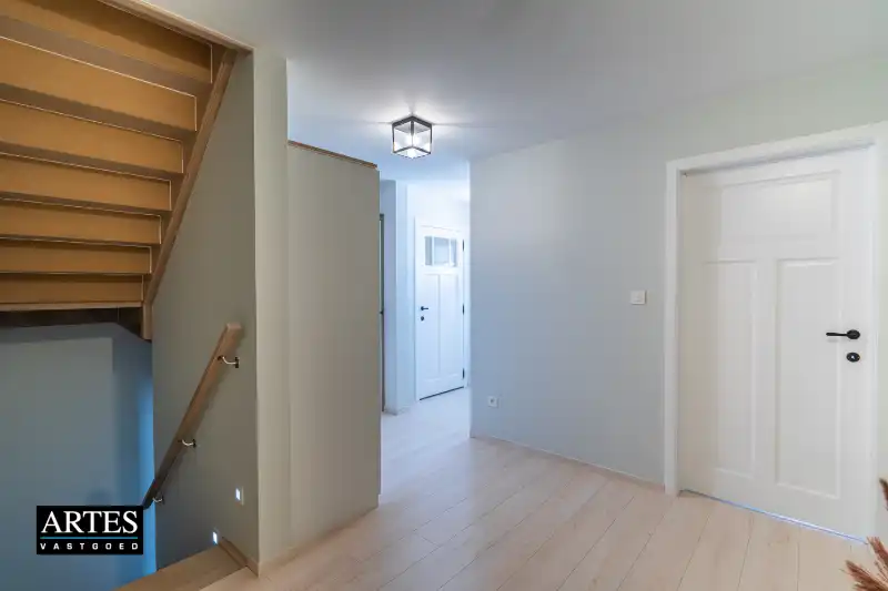 Karaktervolle woning met moderne luxe foto 23