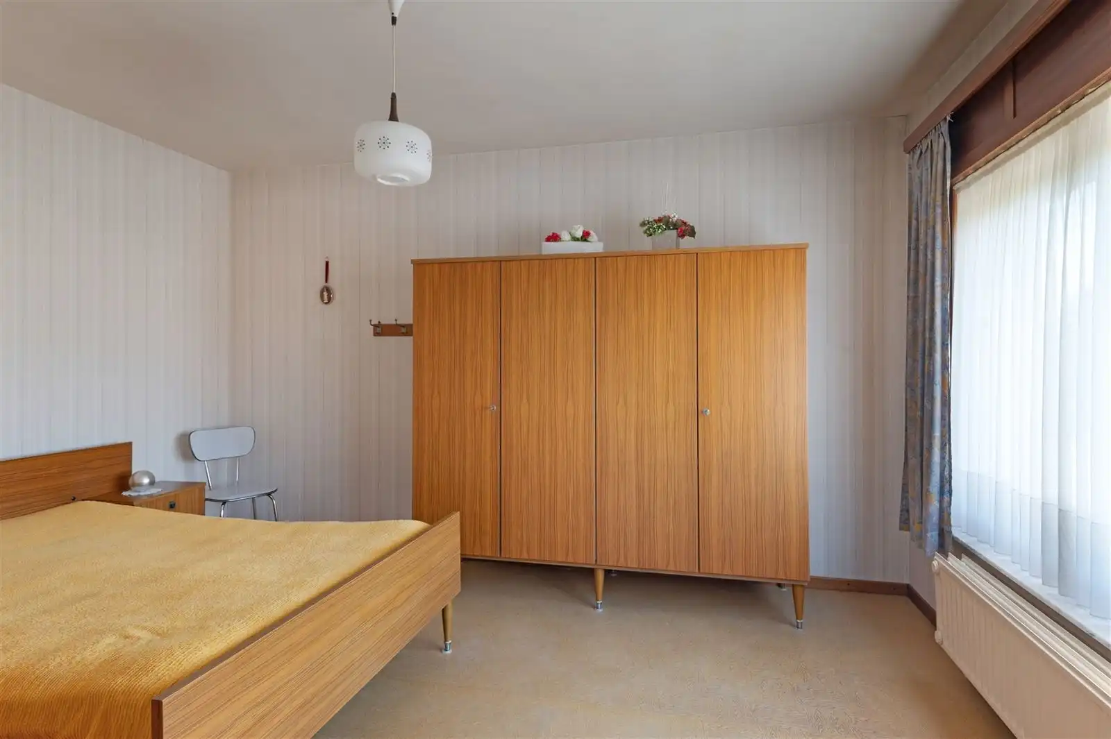 Op te frissen 4 gevelwoning met tuin op 10are92 met prachtig zicht over weilanden foto 13