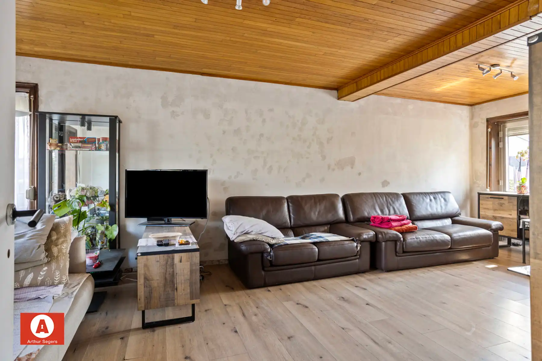 Instapklare Gezinswoning mét 4 slaapkamers - rustige ligging foto 5