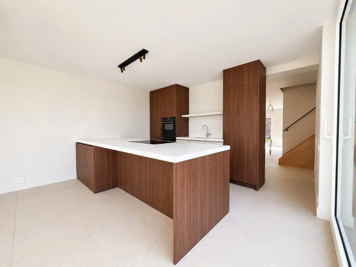 Zonnebeke – Exclusief gerenoveerde woning met landelijk uitzicht foto 7