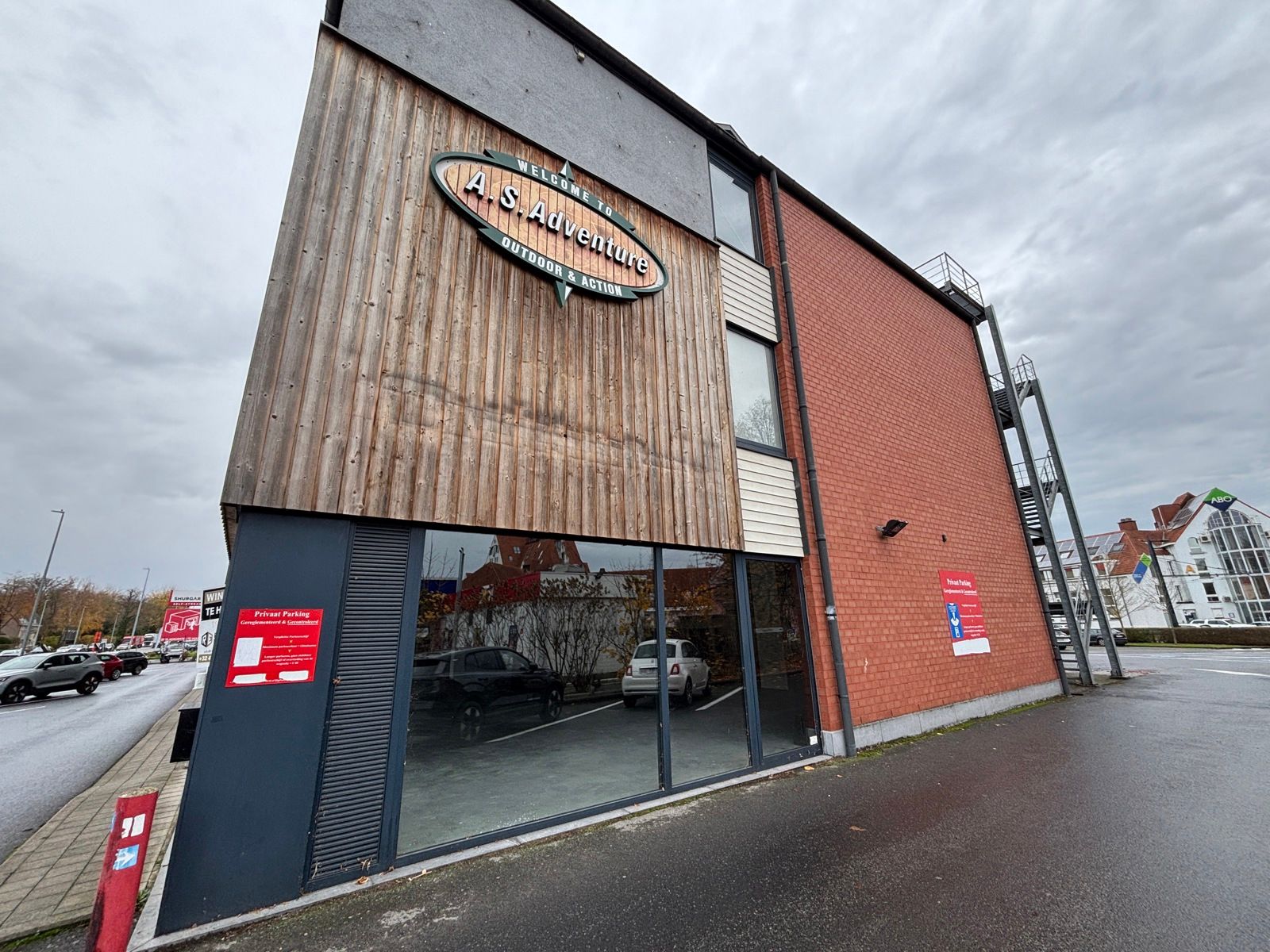 Winkelruimte +- 850 m² op toplocatie Kortrijksesteenweg foto 10