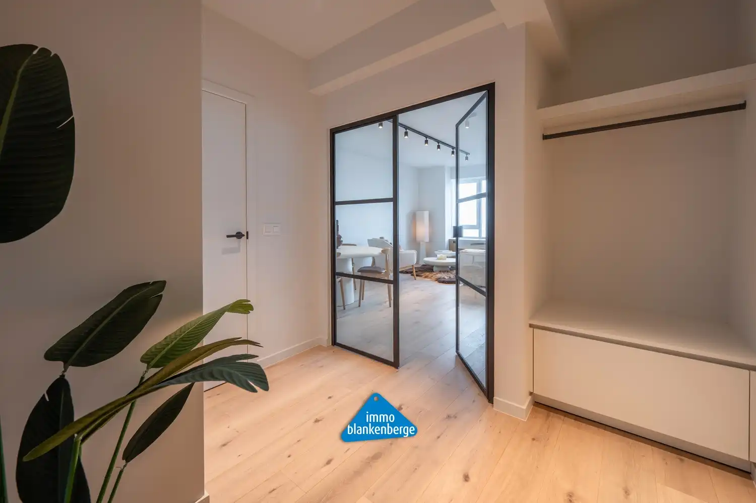 Luxueus appartement met 3 slaapkamers op de Zeedijk in Blankenberge met adembenemend zeezicht foto 11