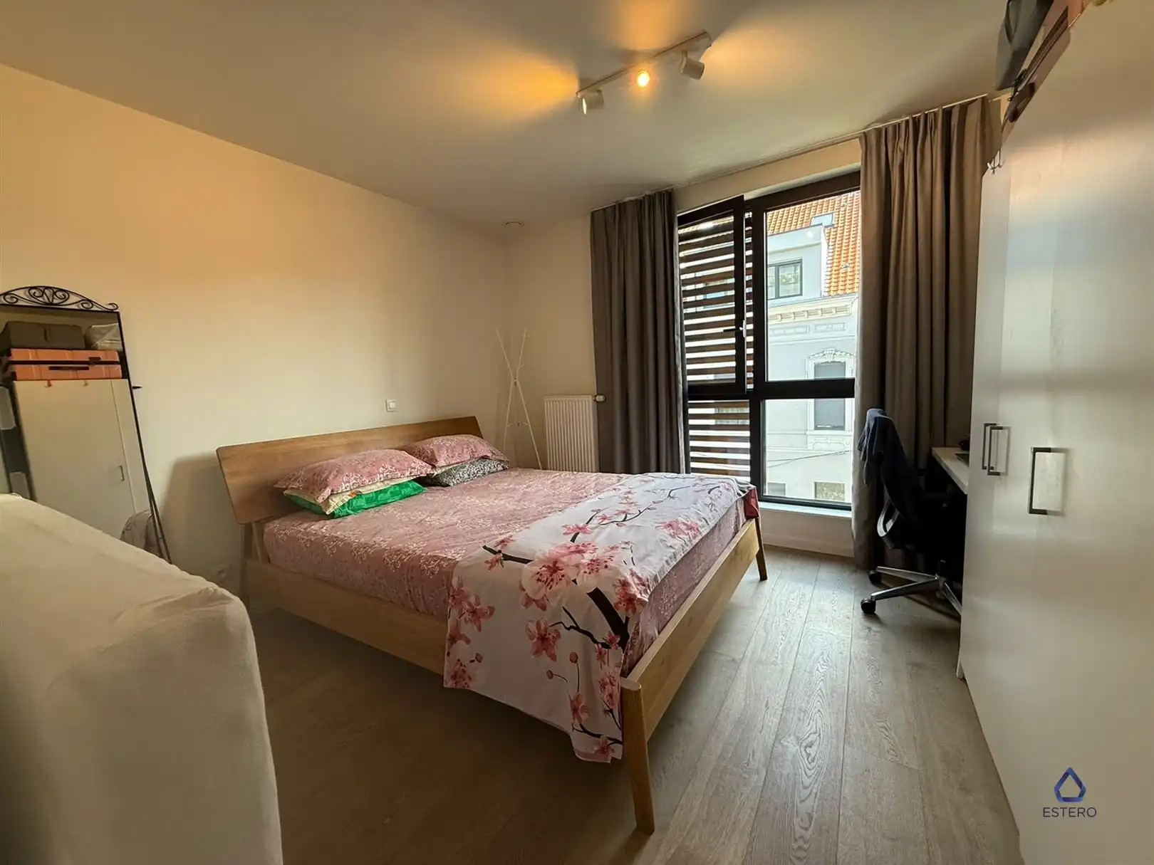 gemeubeld appartement te huur in Evere foto 9