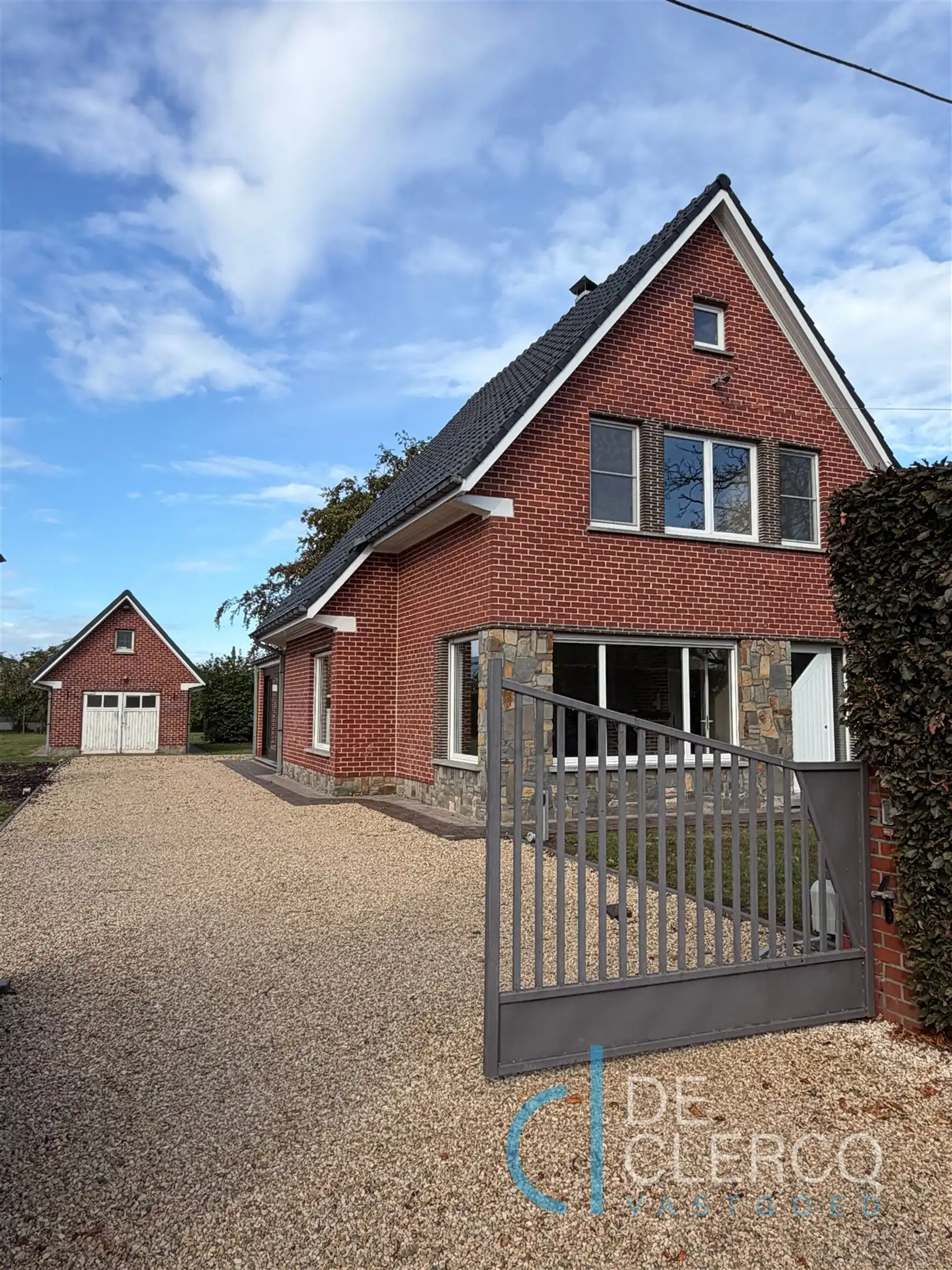 Grote landelijke woning te huur met prachtige tuin en weide! foto {{pictureIndex}}