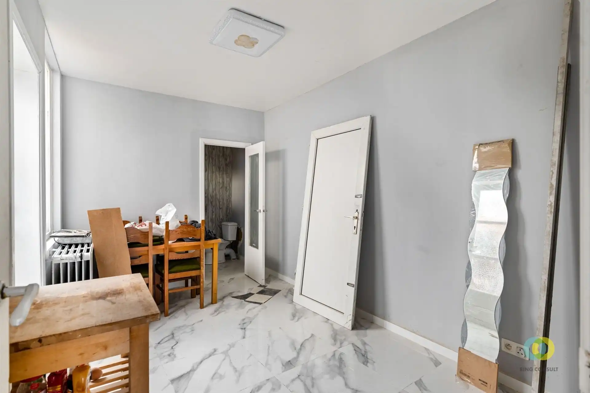 Huis met koer en drie slaapkamers mogelijk foto 11