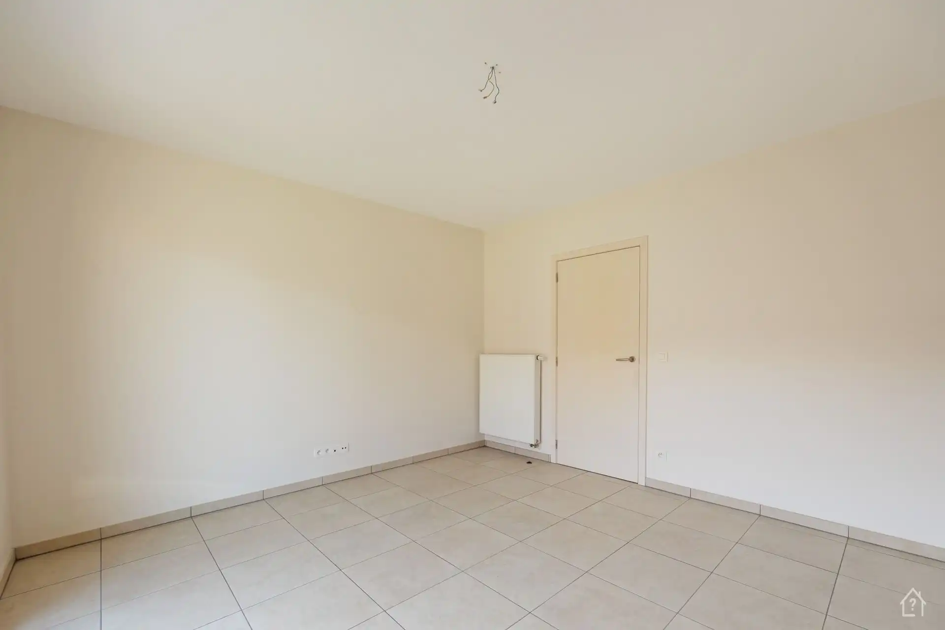 2 slaapkamer appartement met privatieve tuin en 2 parkings foto 13