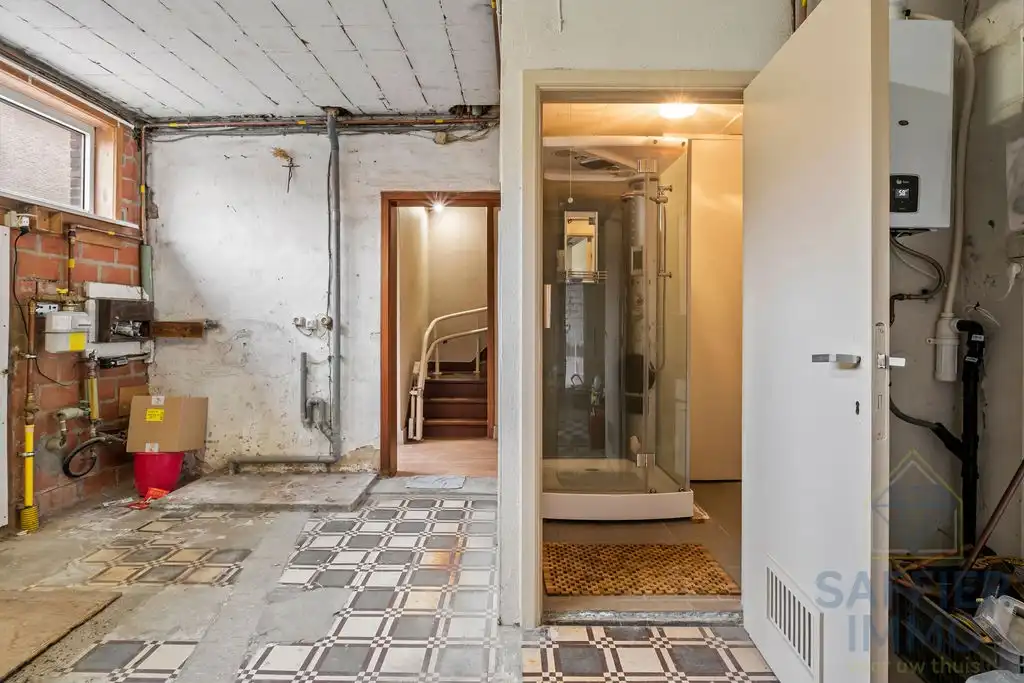 Unieke bel-etage woning in rustige buurt nabij het centrum van Izegem foto 31