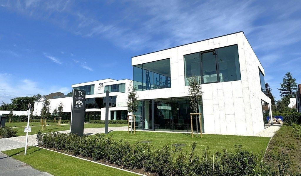 Commerciële ruimte te huur Kortrijksesteenweg 46 -/1 - 9830 Sint-Martens-Latem