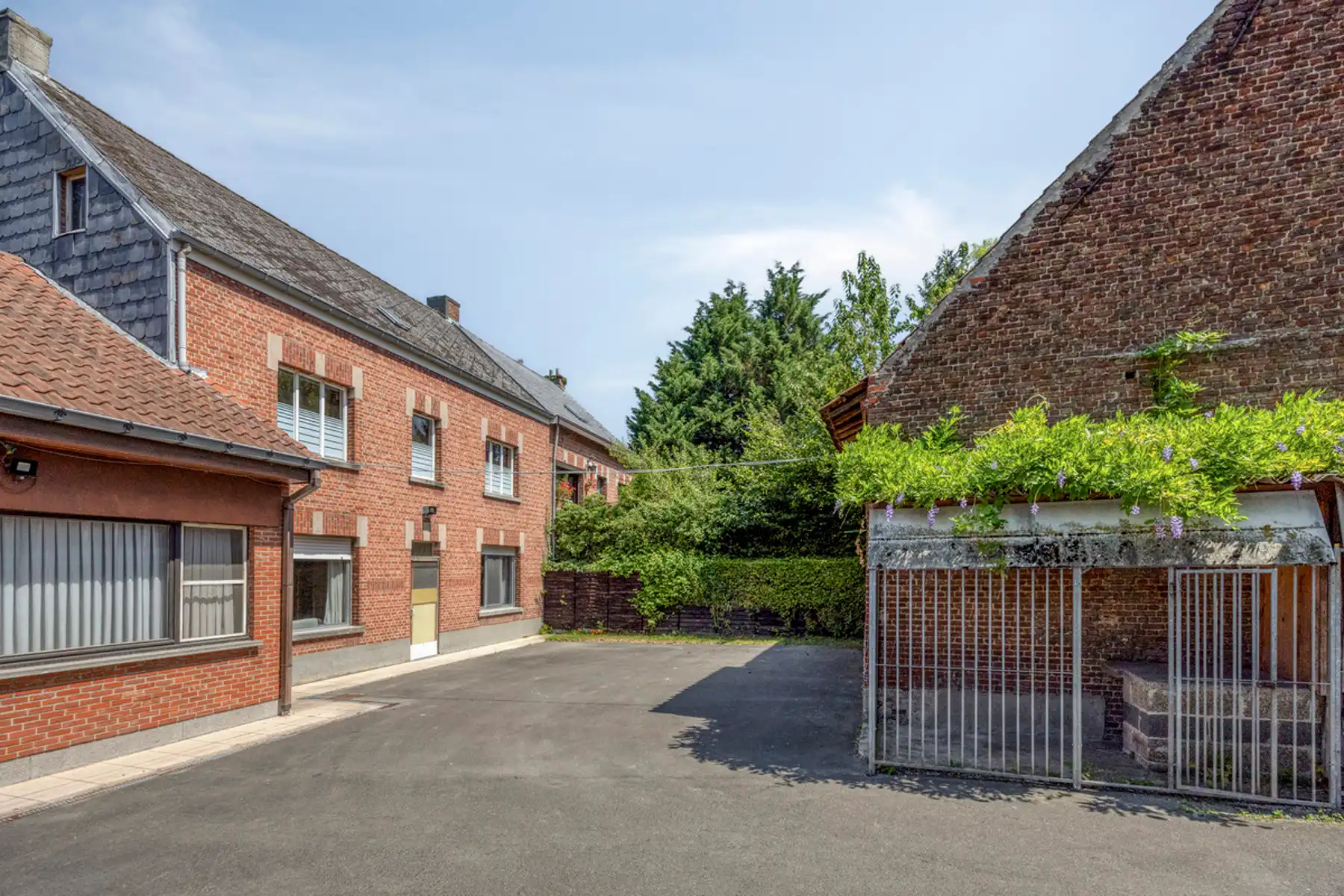 Te renoveren woning op uiterst rustige locatie foto 4
