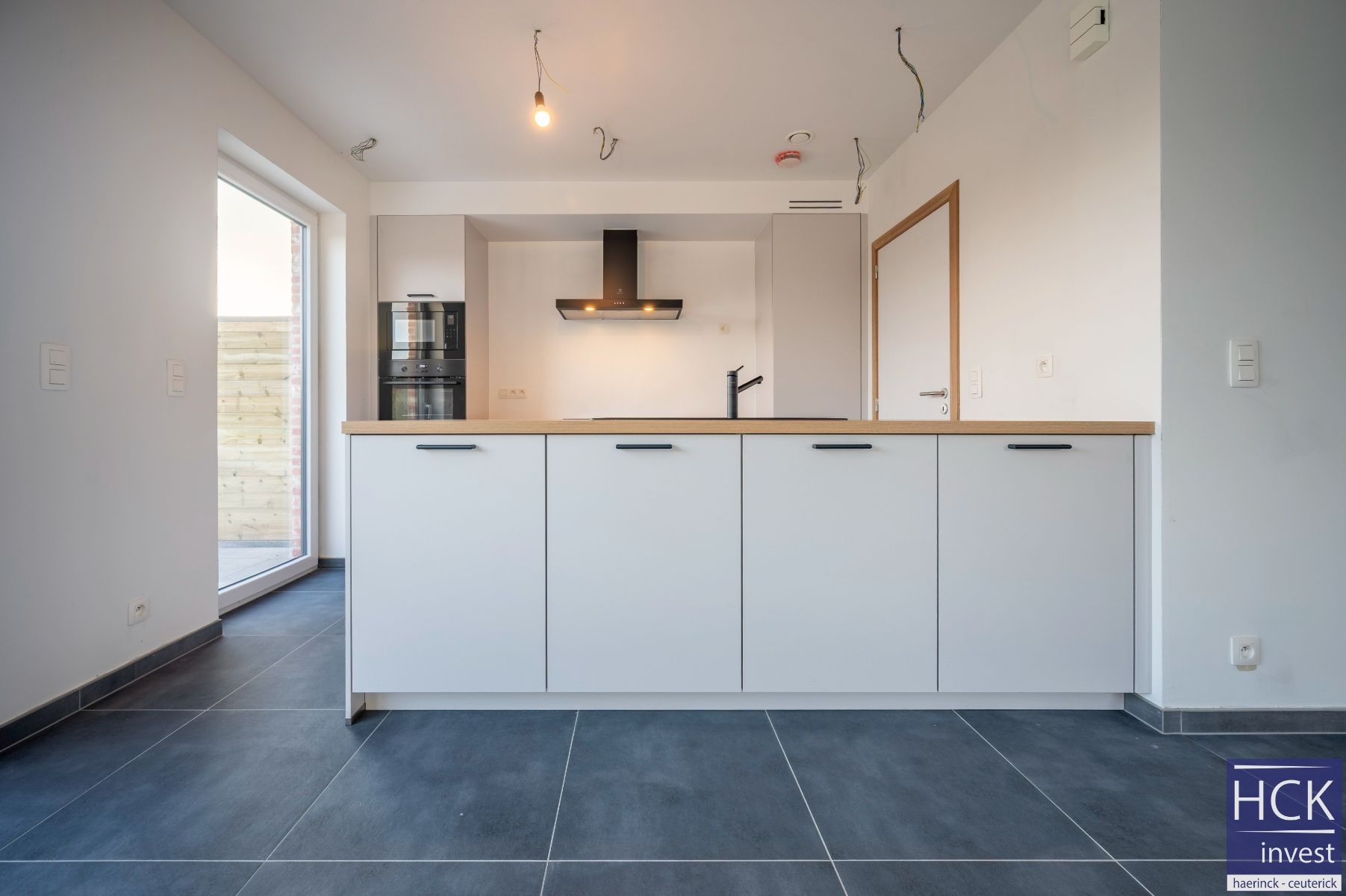 OUWEGEM - Landelijke nieuwbouwwoning met 3 SLPK. op topligging! foto 7