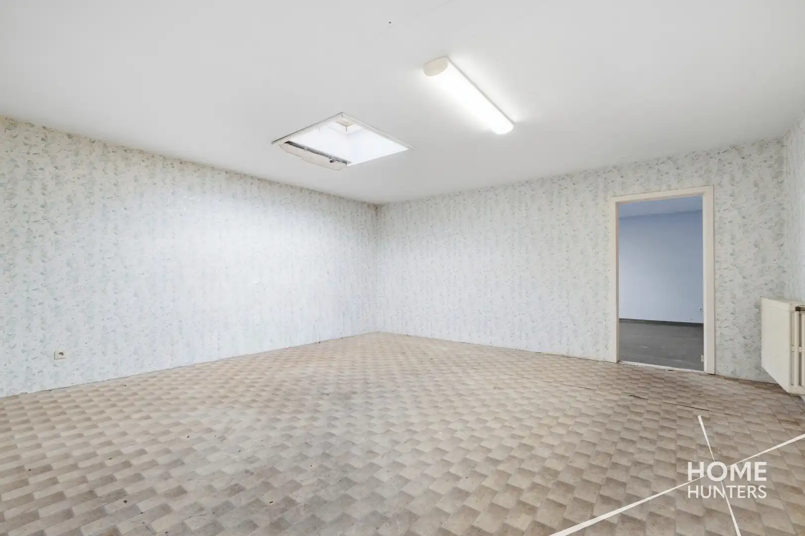 UITZONDERLIJK BEDRIJFSGEBOUW MET 2.268 M² LOODSRUIMTE EN 528 M² KANTOREN IN IEPER foto 33
