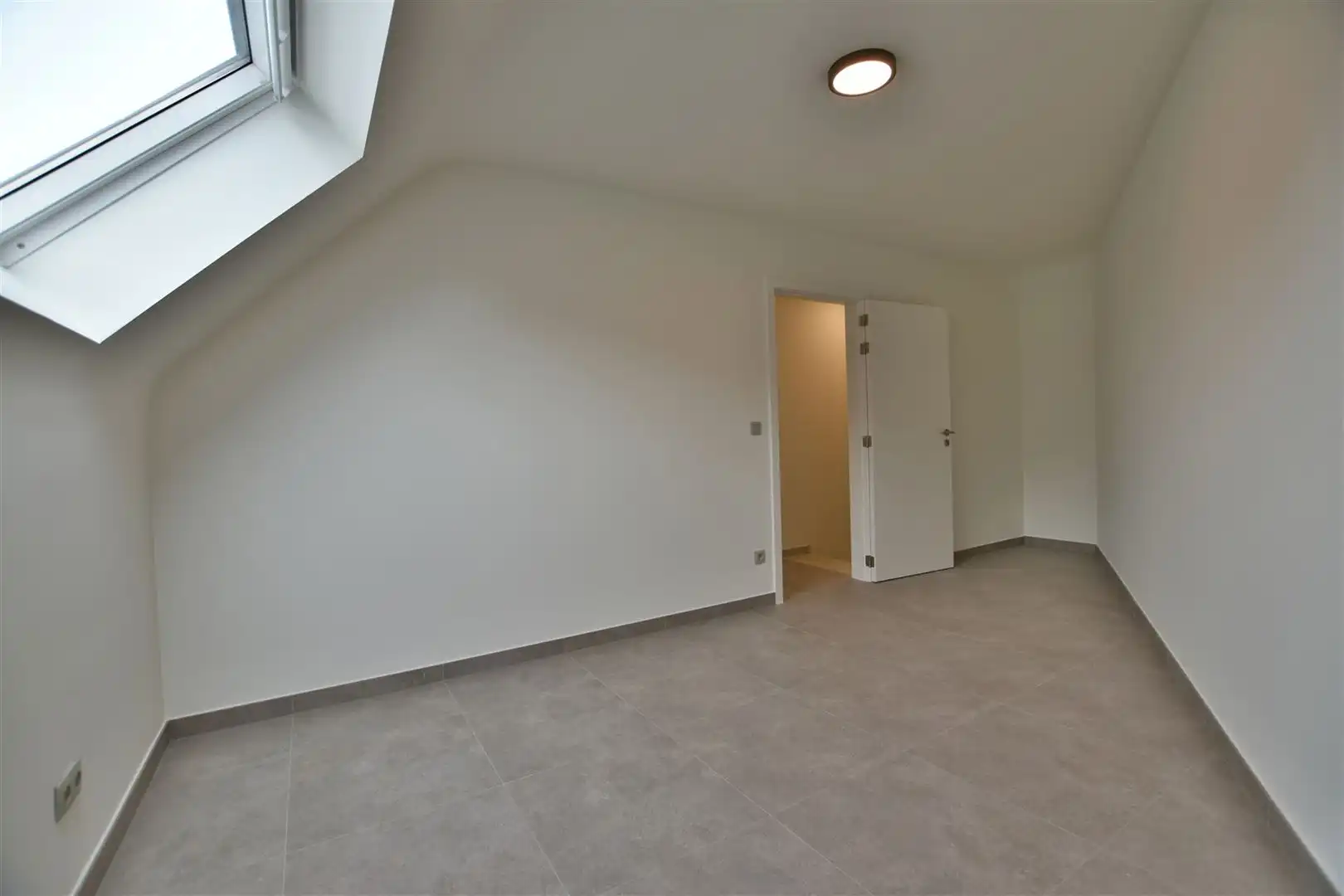 Prachtig nieuwbouw appartement foto 13