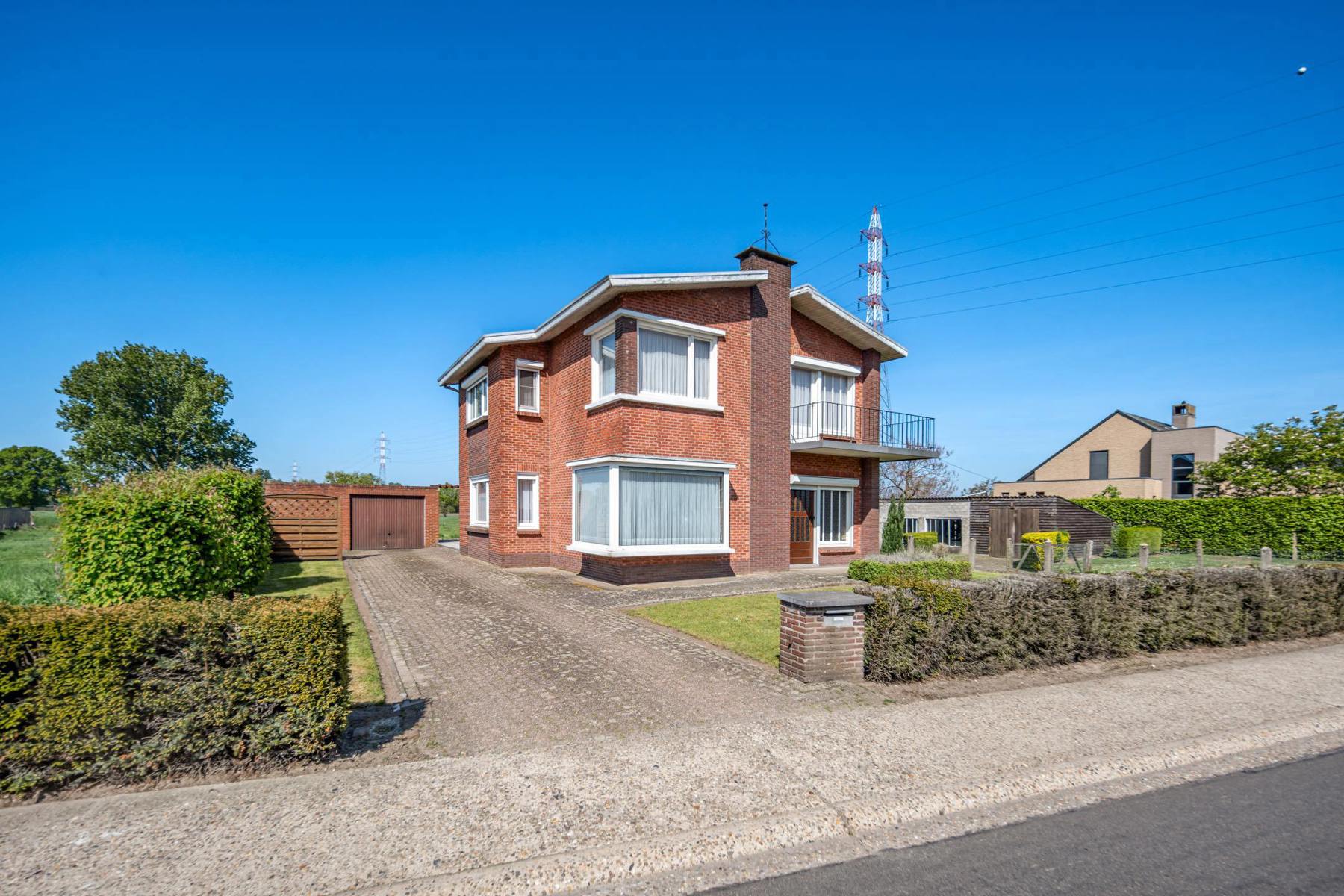 Charmante woning met vergezicht in Pelt foto 24