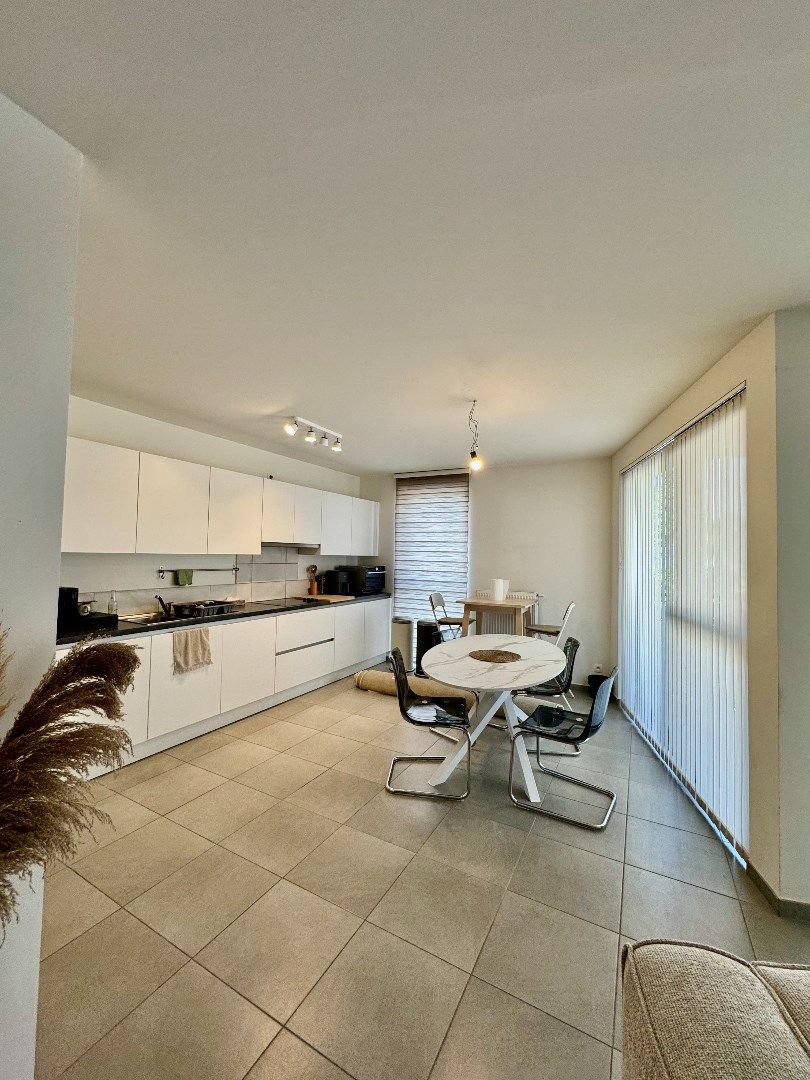 Te huur: Comfortabel, rolstoelvriendelijk en centraal gelegen gelijkvloers appartement in het hart van Vilvoorde. foto 15