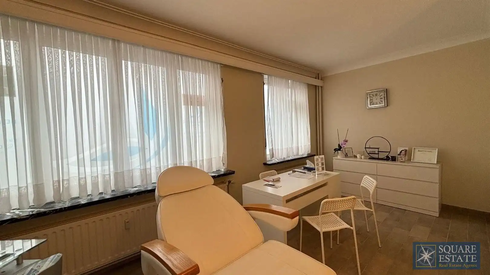 Schitterende begane grond gelegen op het Limburgse Stirum foto 2