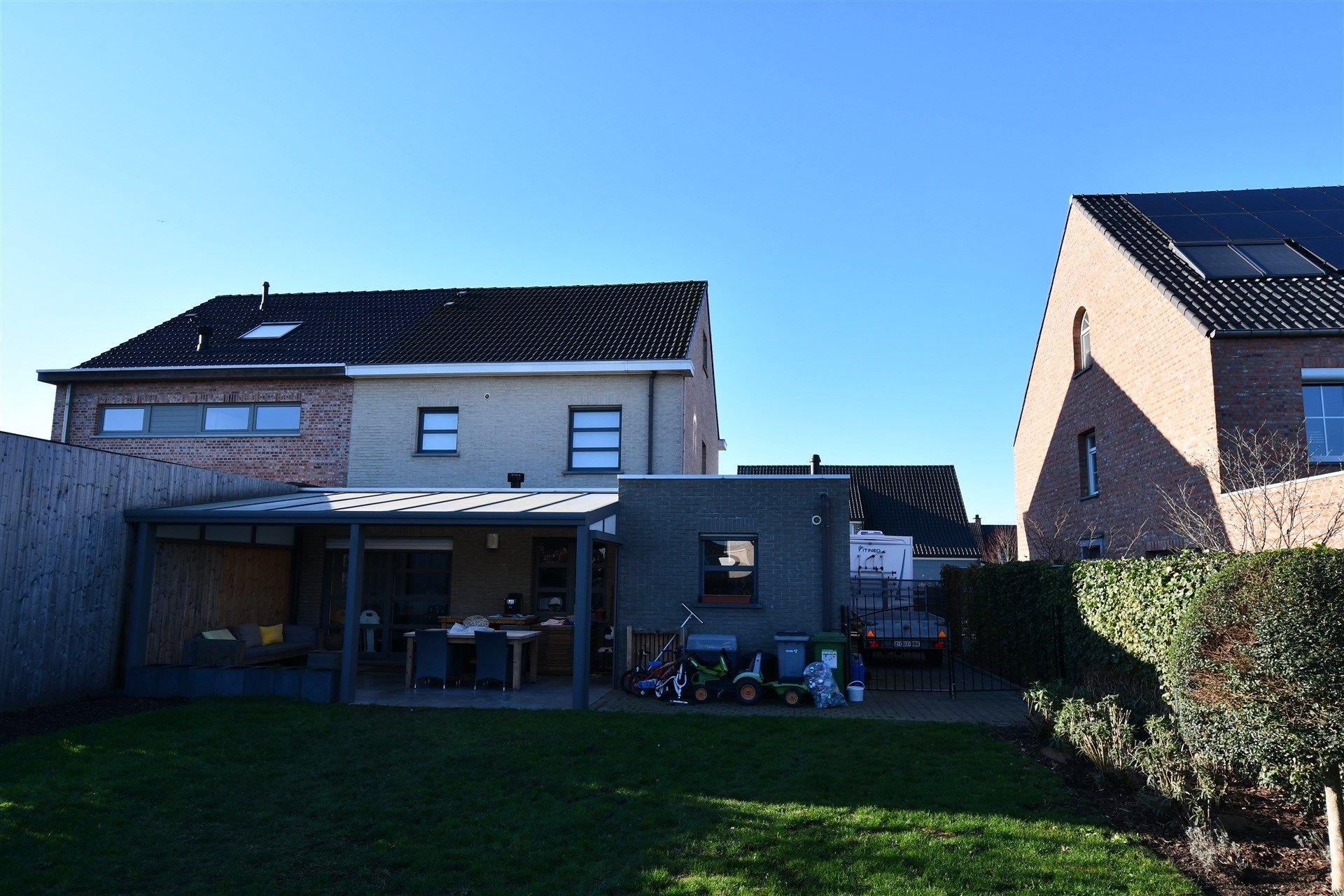 recente halfopen bebouwing met 4 slaapkamers te Temse foto 2