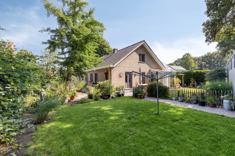 Hoofdfoto van de publicatie: Ruime open bebouwing met potentieel in groene, rustige buurt van Evergem