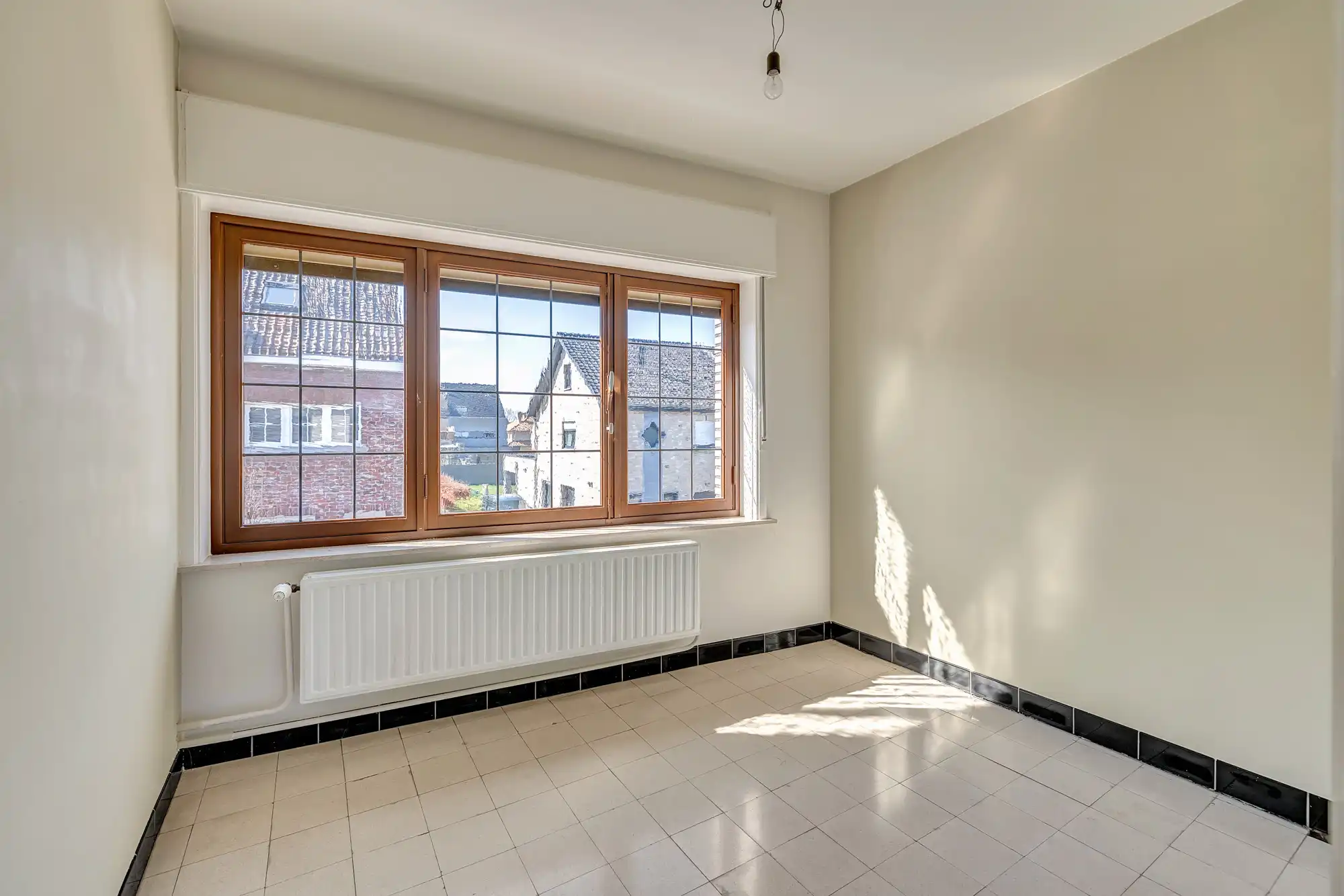Te renoveren woning met veel potentieel te Liedekerke foto 17