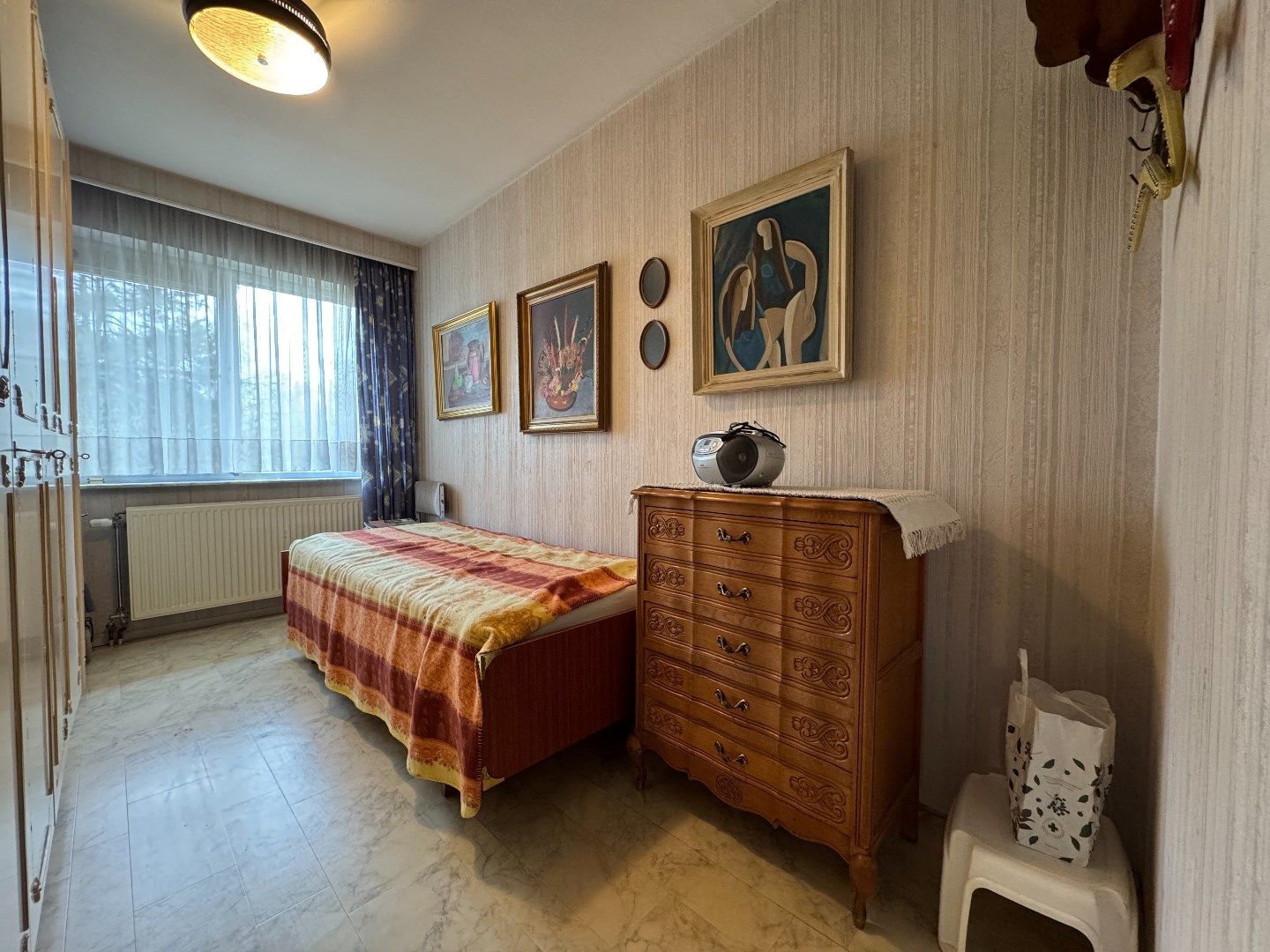 een ruim hoekappartement met 3 SLPK. en 2 autostaanplaatsen foto 7