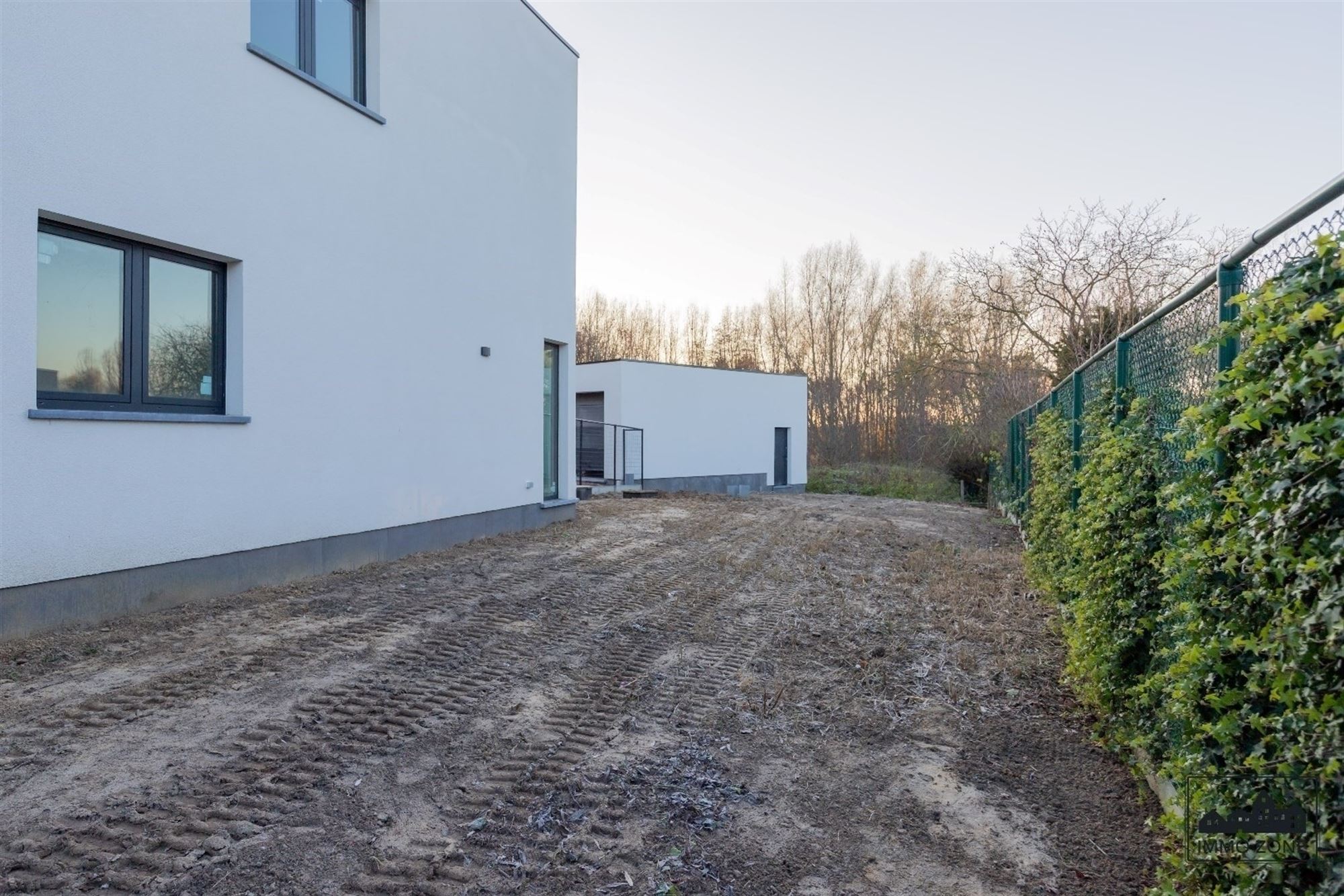 Gunstig gelegen nieuwbouw 3 slaapkamer woning met tuin foto 3