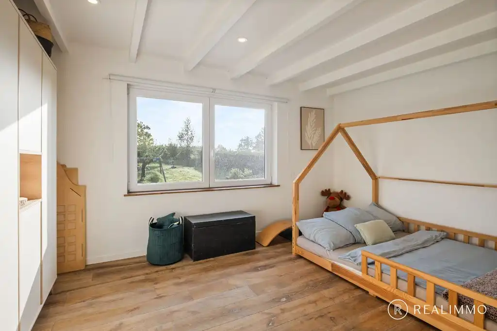 Stijlvol gerenoveerde woning met loods aan de voet van de Kluis! foto 25