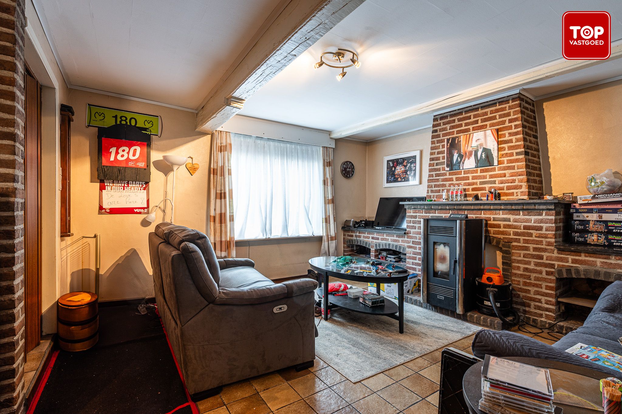Woning met 3 slaapkamers en garage met aparte toegang.  foto 4