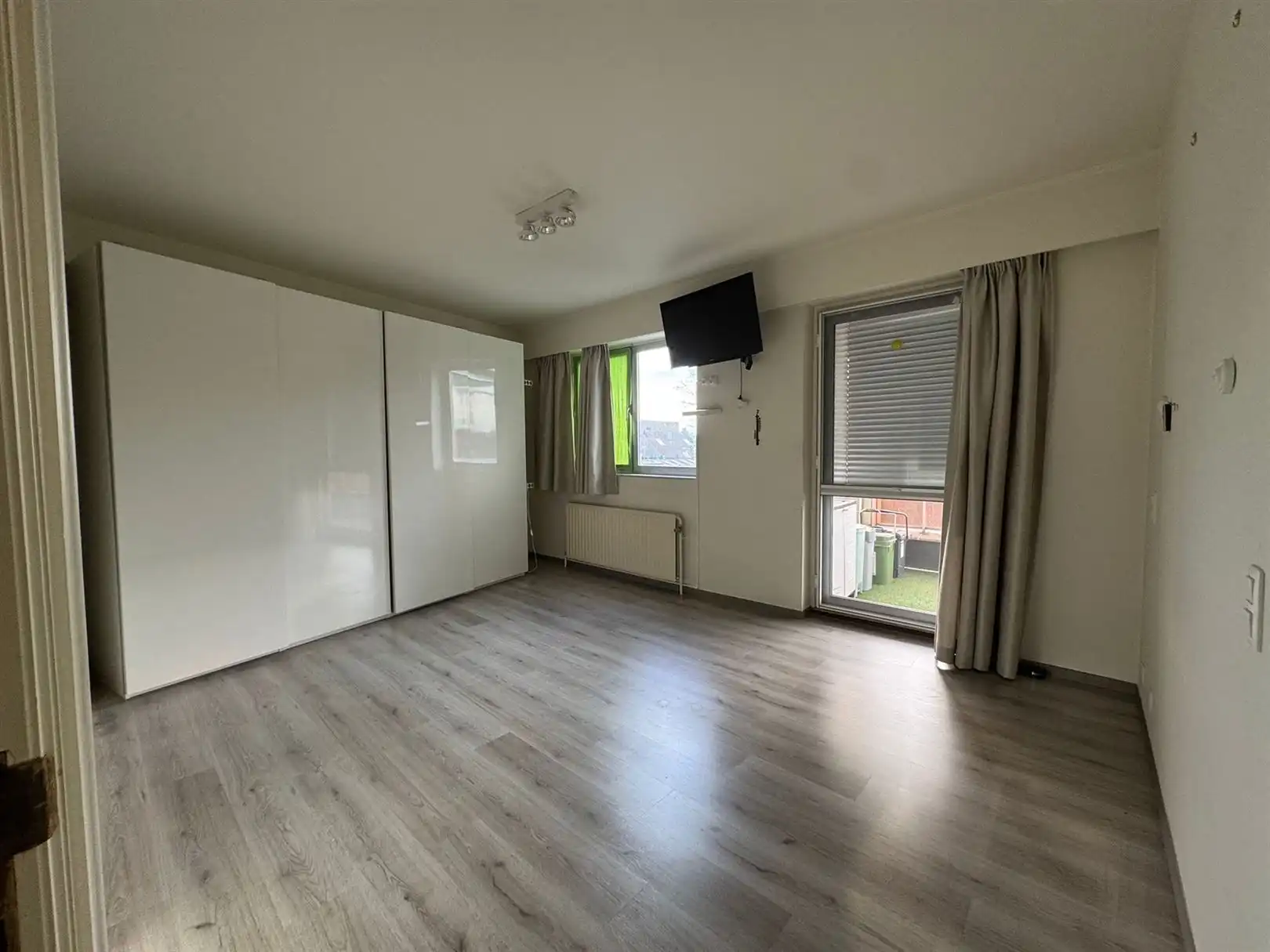 Ruim appartement met uitzicht over de Grote Markt foto 20