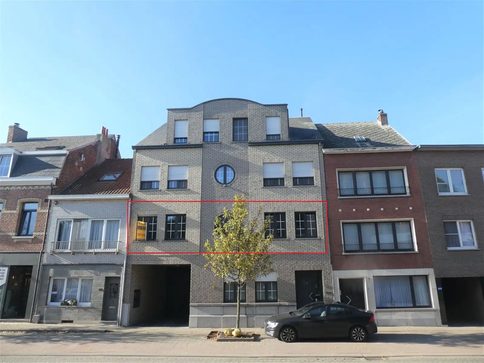 Appartement foto {{pictureIndex}}