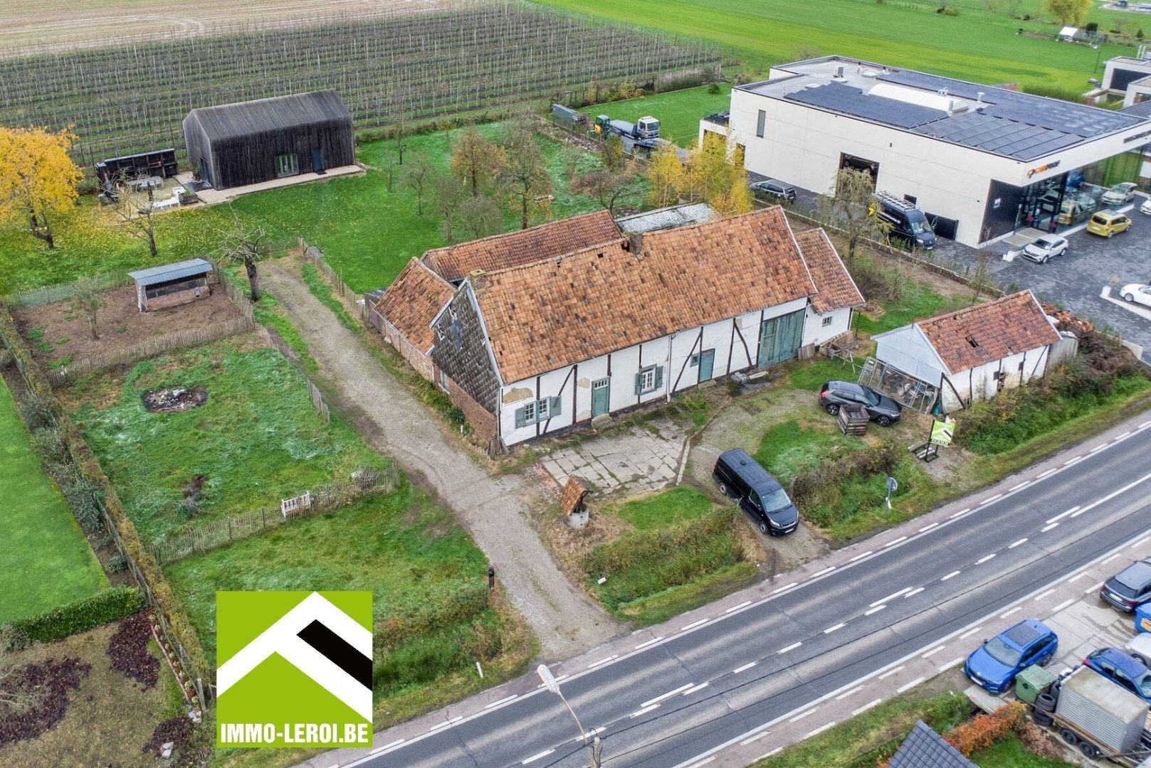 Authentieke te renoveren hoeve + nieuwbouwwoning op een perceel van 39a 26ca! foto {{pictureIndex}}