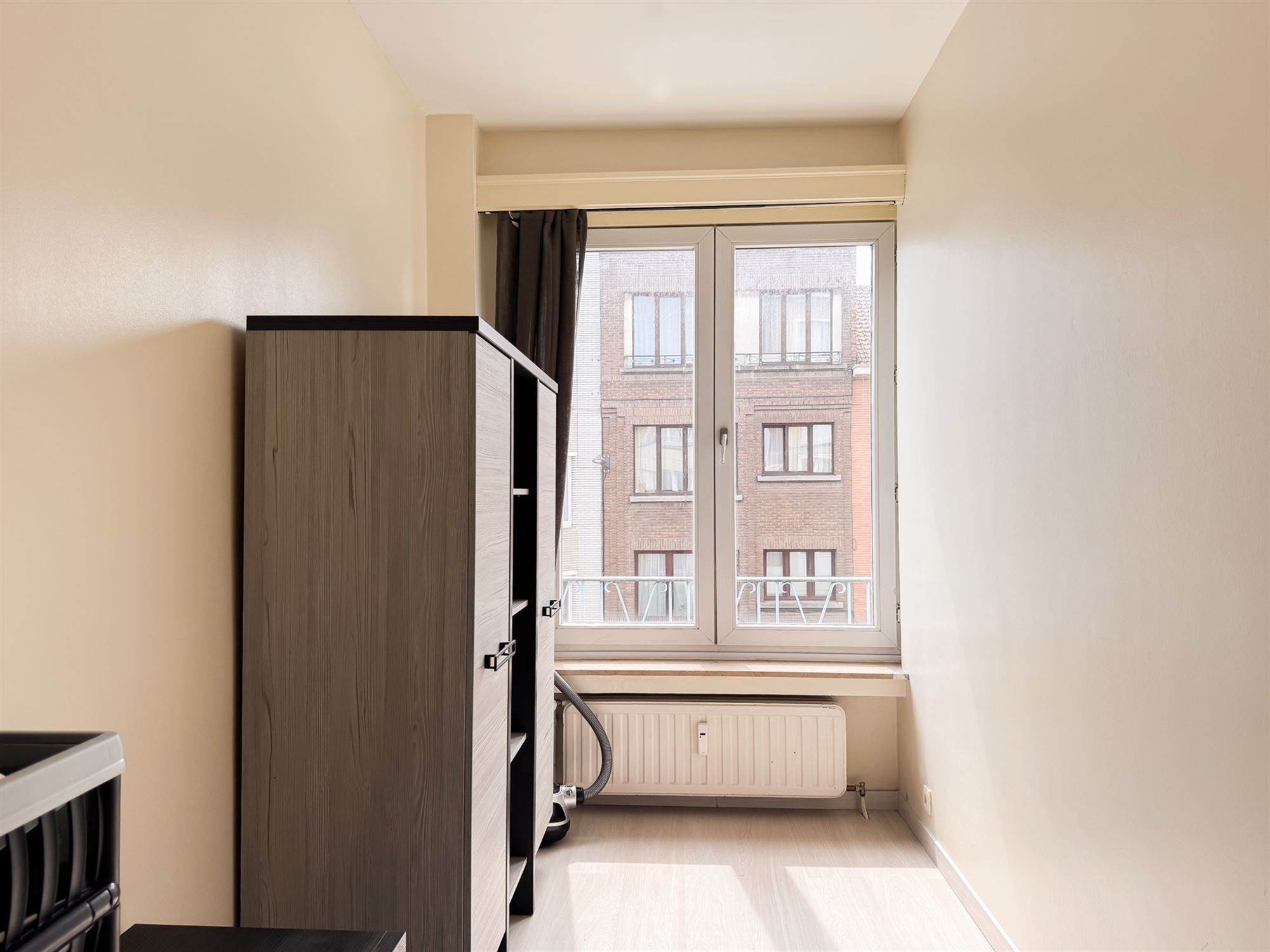 Prachtig gerenoveerd 2-slaapkamerappartement in Jette ! foto 11